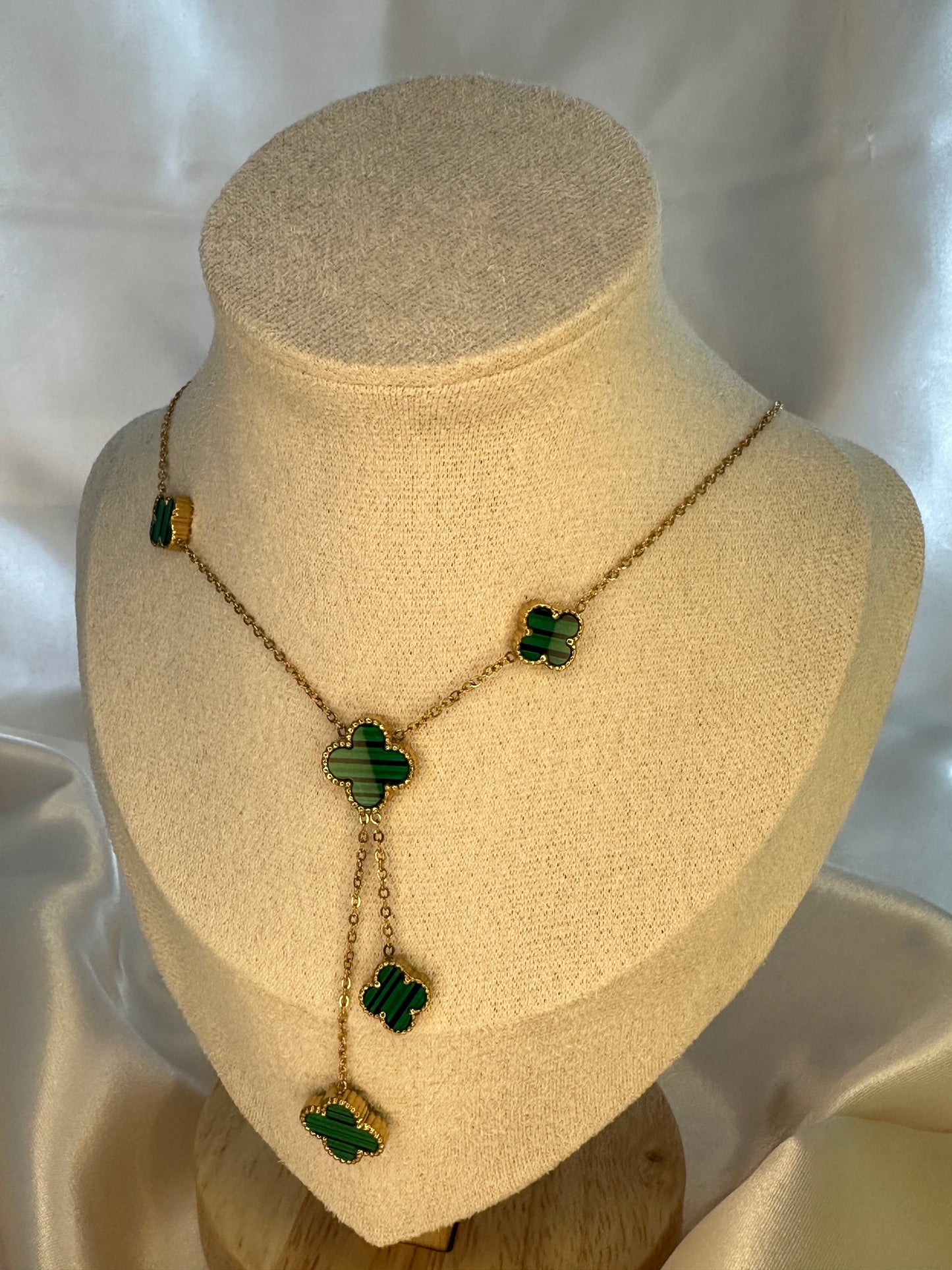 Four Leaf Clover Necklace Emerald