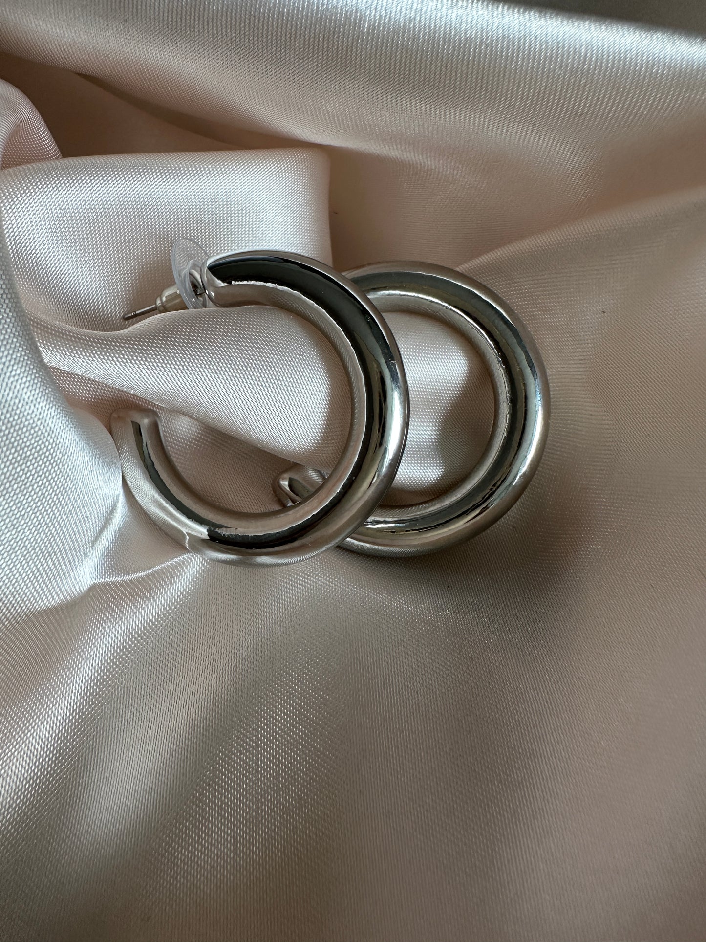 Adele thick Hoop Earrings