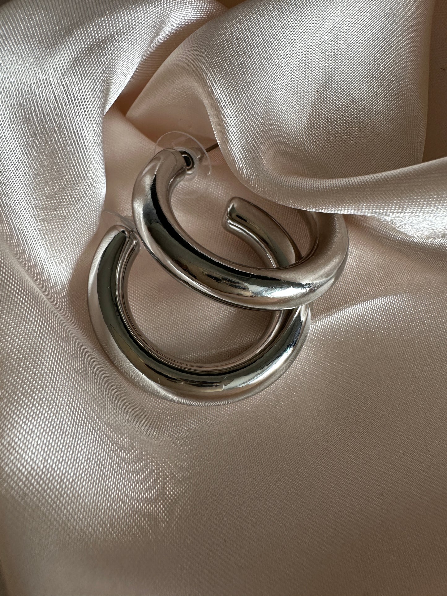 Adele thick Hoop Earrings