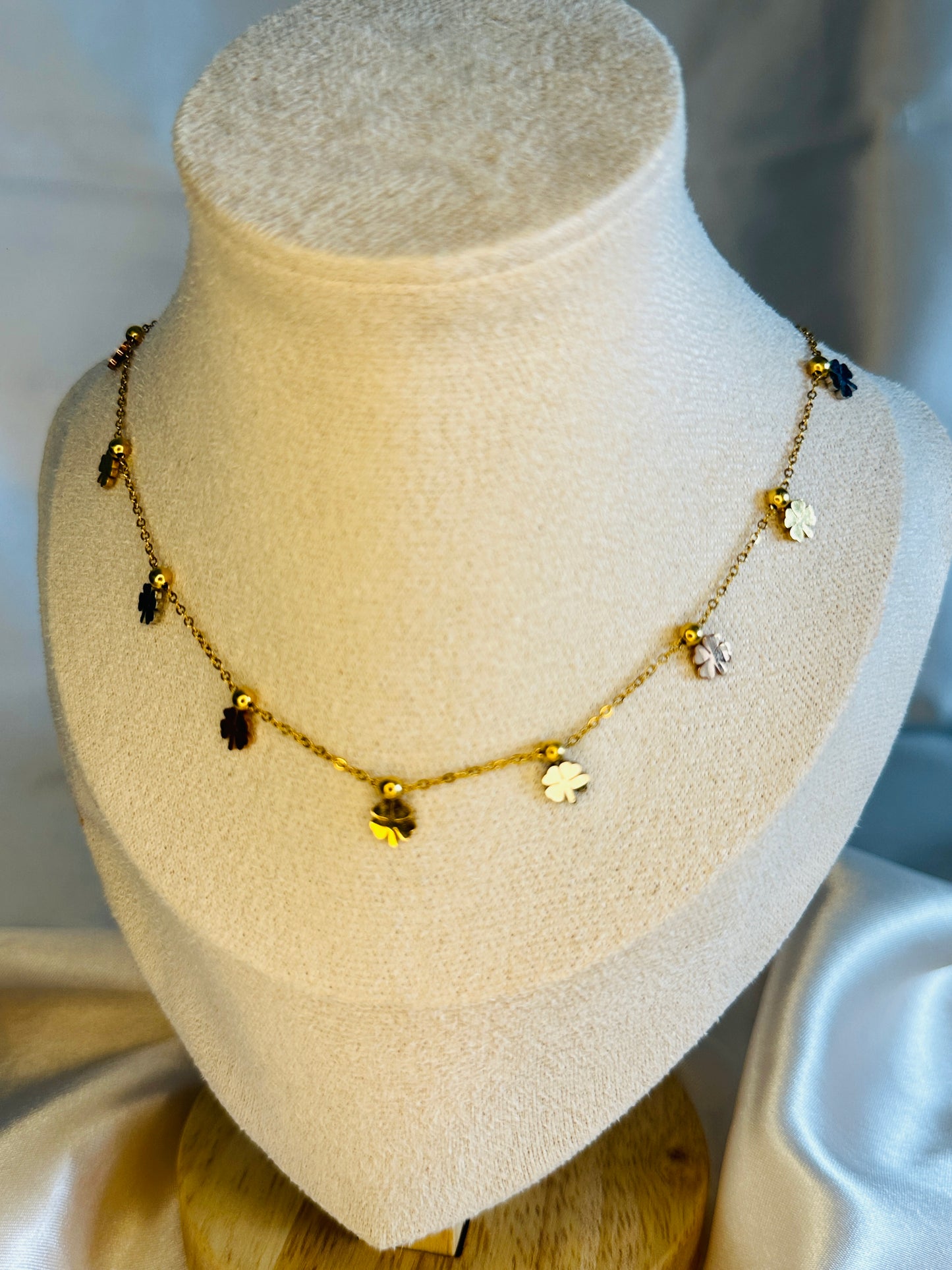 Gold-Silver-Copper Mini Clovers Pendant
