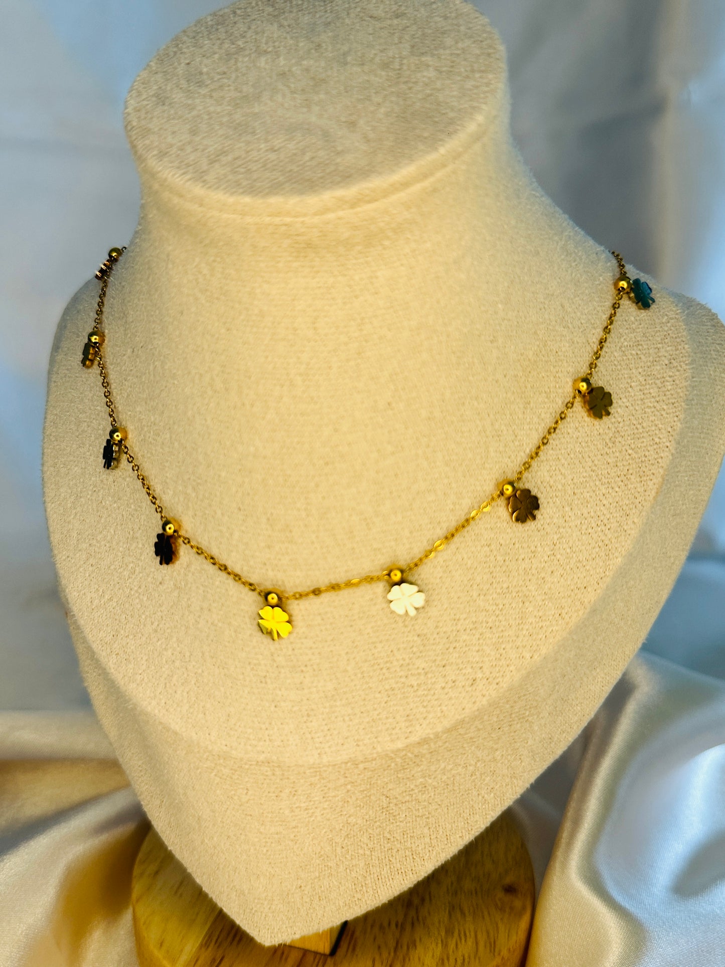 Gold-Silver-Copper Mini Clovers Pendant