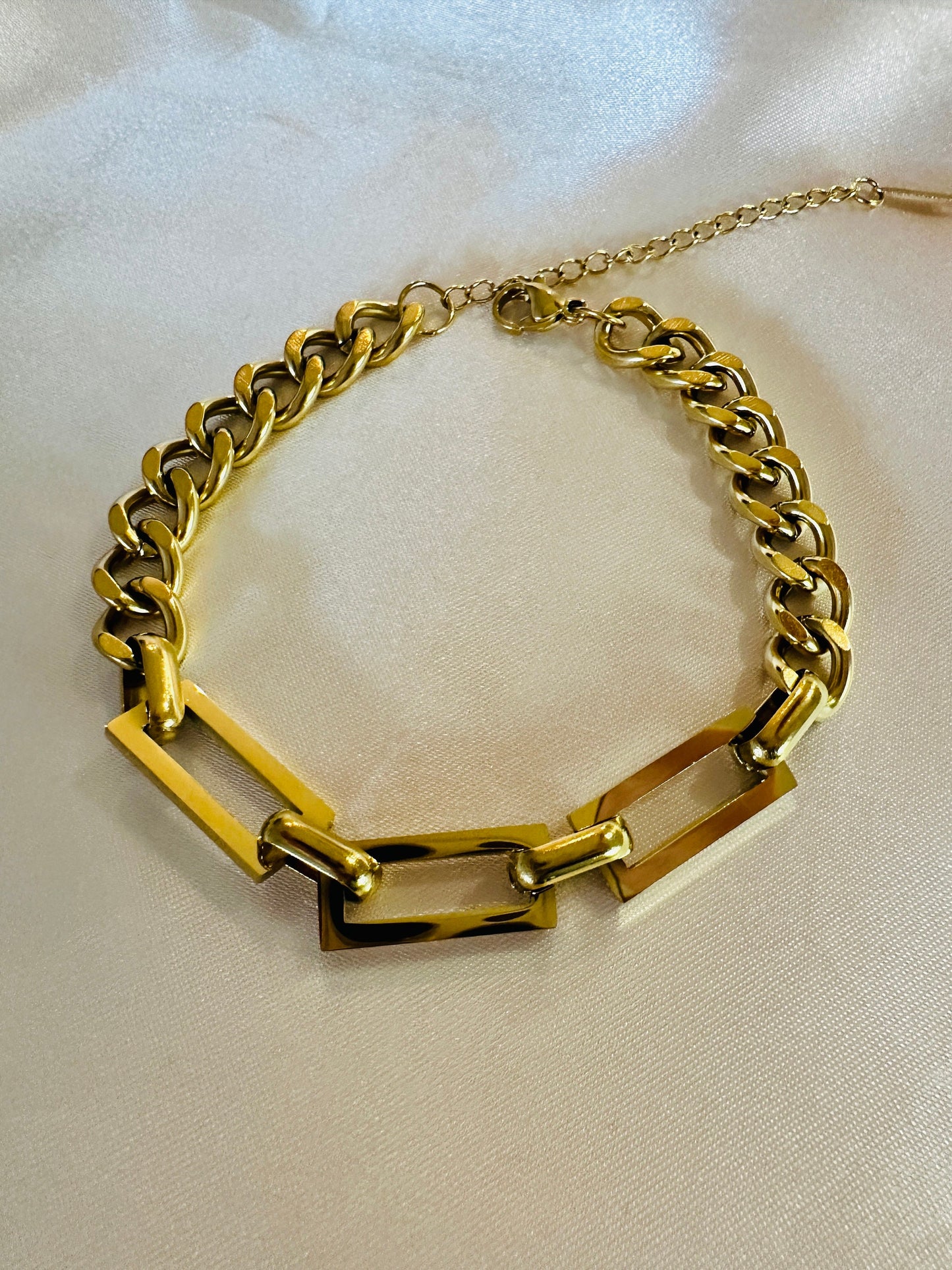 Gold Figaro Chain Bracelet: 18K Plated Stainless Steel