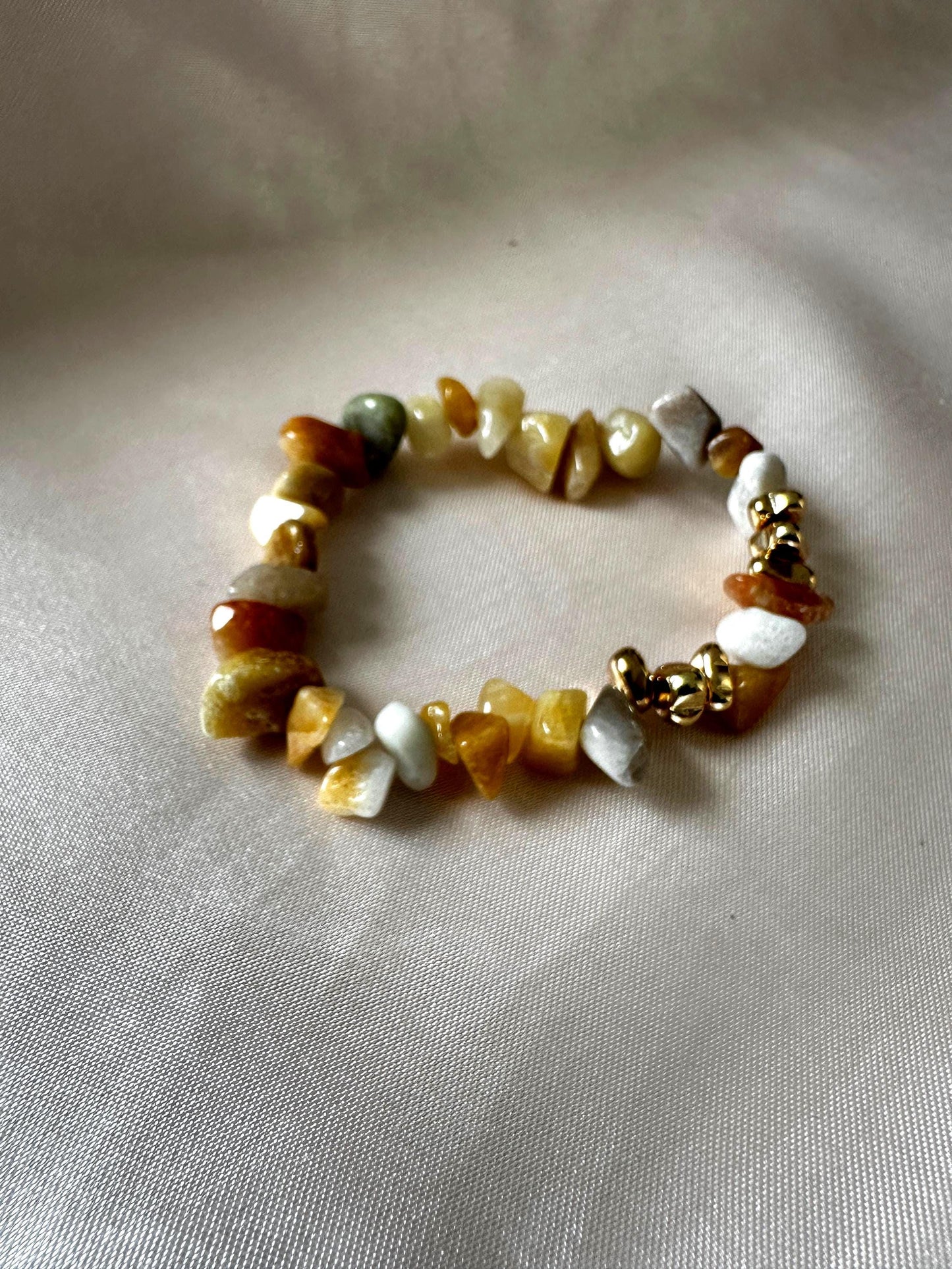 Natural Free Form Hematite and Yellow Aventurine Bracelet – Delicate Handmade Jewelry for Women