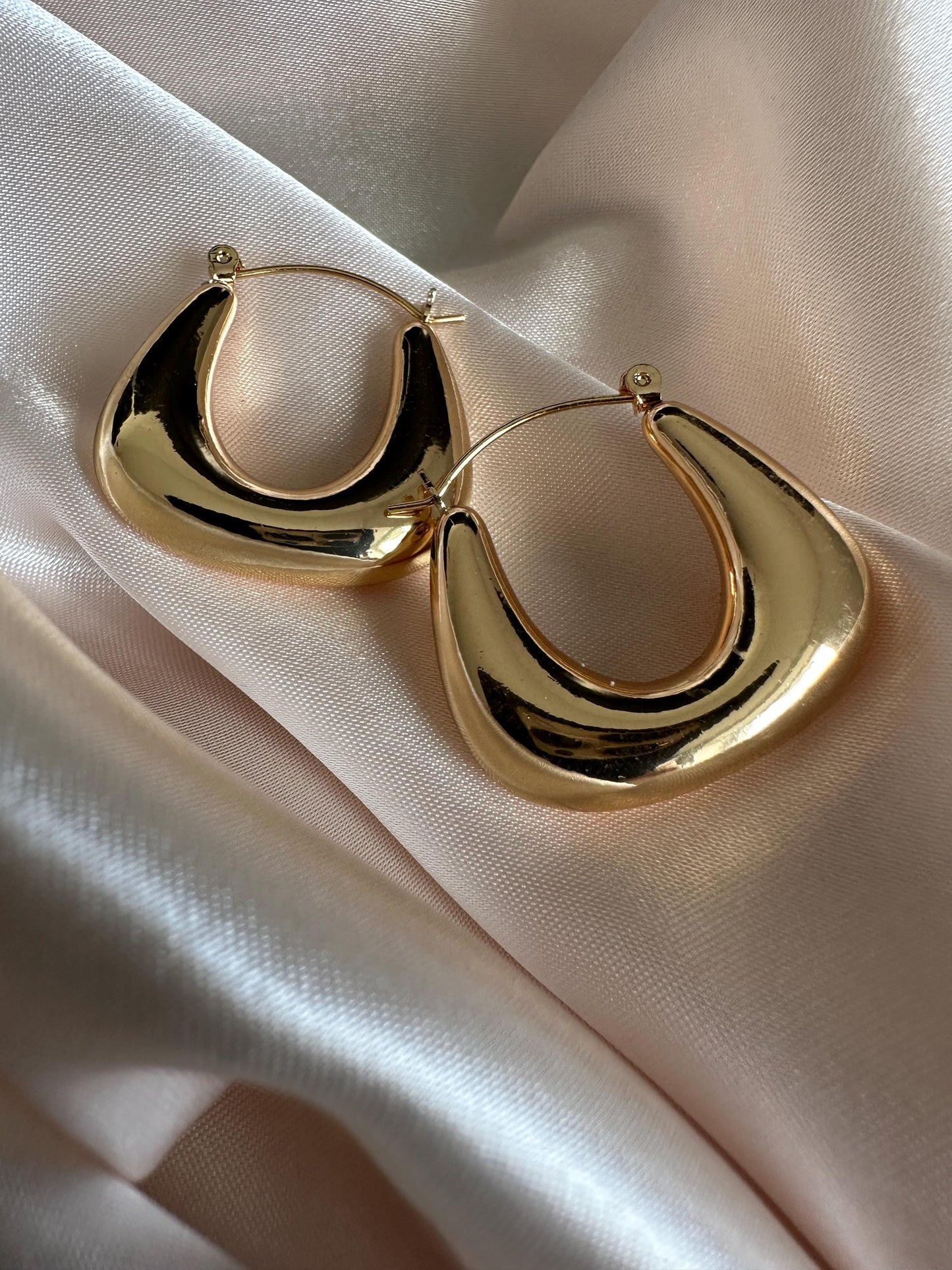 Gold Hoop Earrings: Savannah Style, Brass Plated