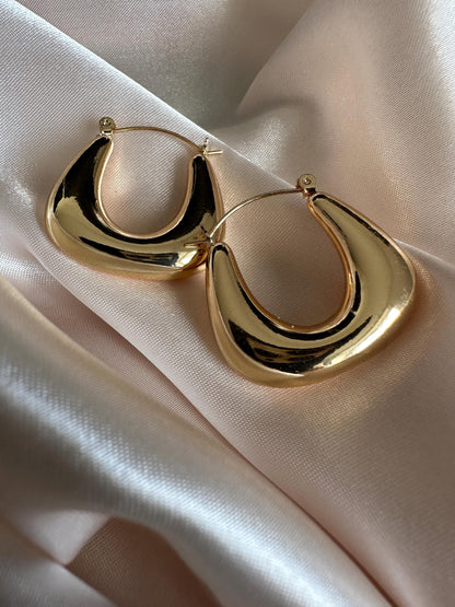 Gold Hoop Earrings: Savannah Style, Brass Plated