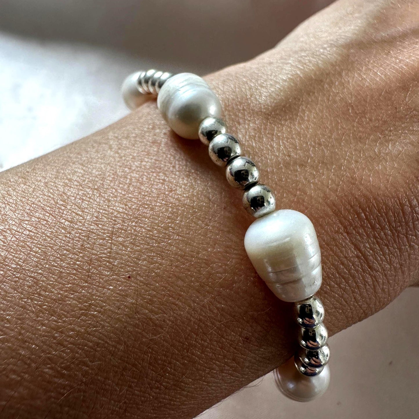 Natural Hematite and Pearl Bracelet – Delicate Handmade Jewelry for Women