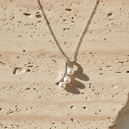 Sterling Silver Pearl Pendant Necklace - Elegant 3-Pearl Design