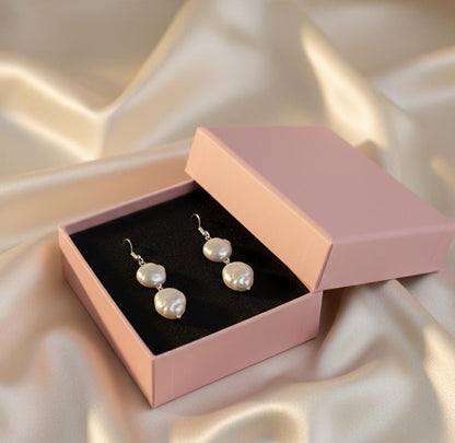 Chic White Pearl Dangle Earrings – Handcrafted Jewelry
