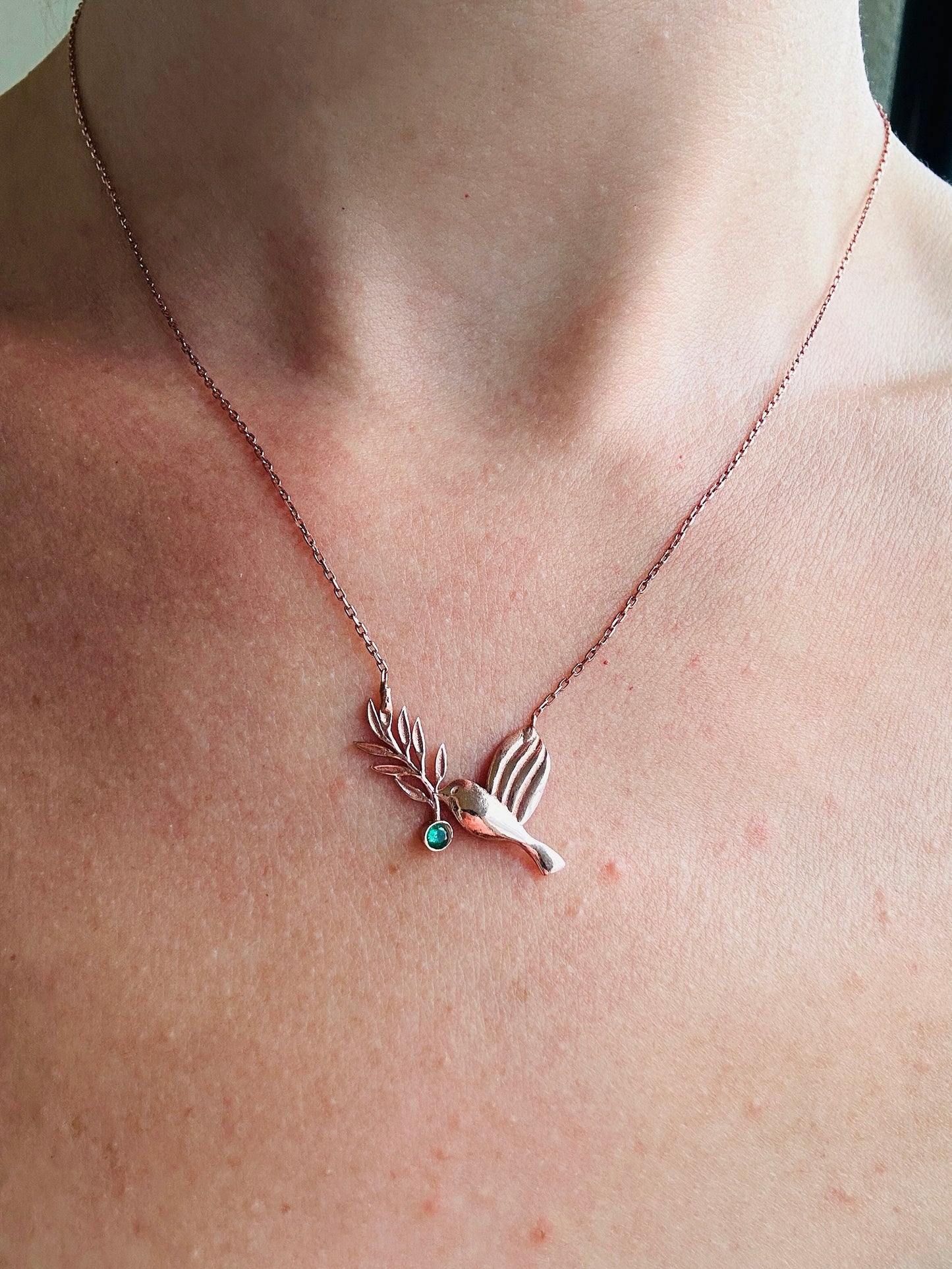 Charming Emerald Bird Necklace in Rose Gold Vermeil Jewelry - Perfect