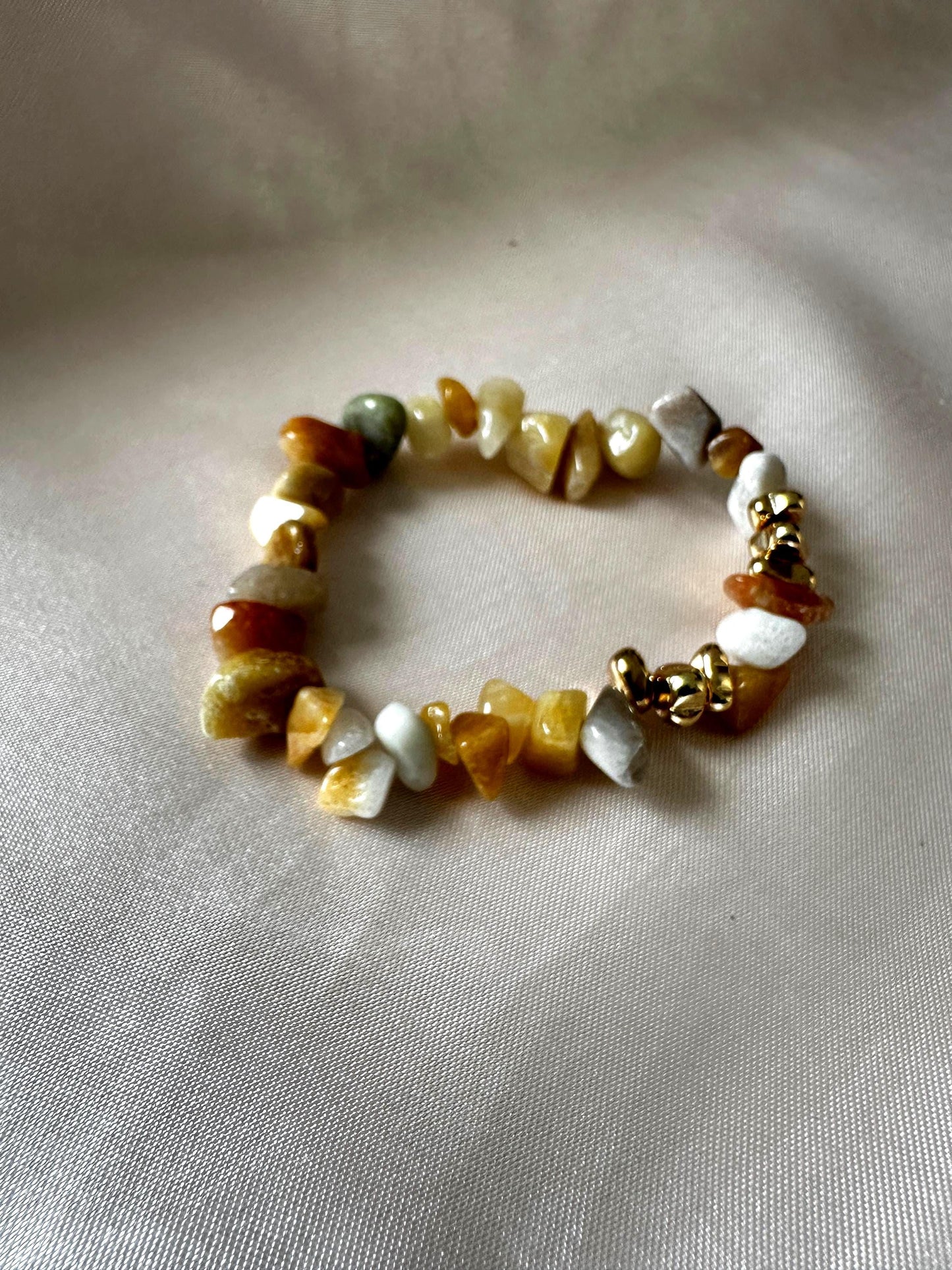 Natural Free Form Hematite and Yellow Aventurine Bracelet – Delicate Handmade Jewelry for Women