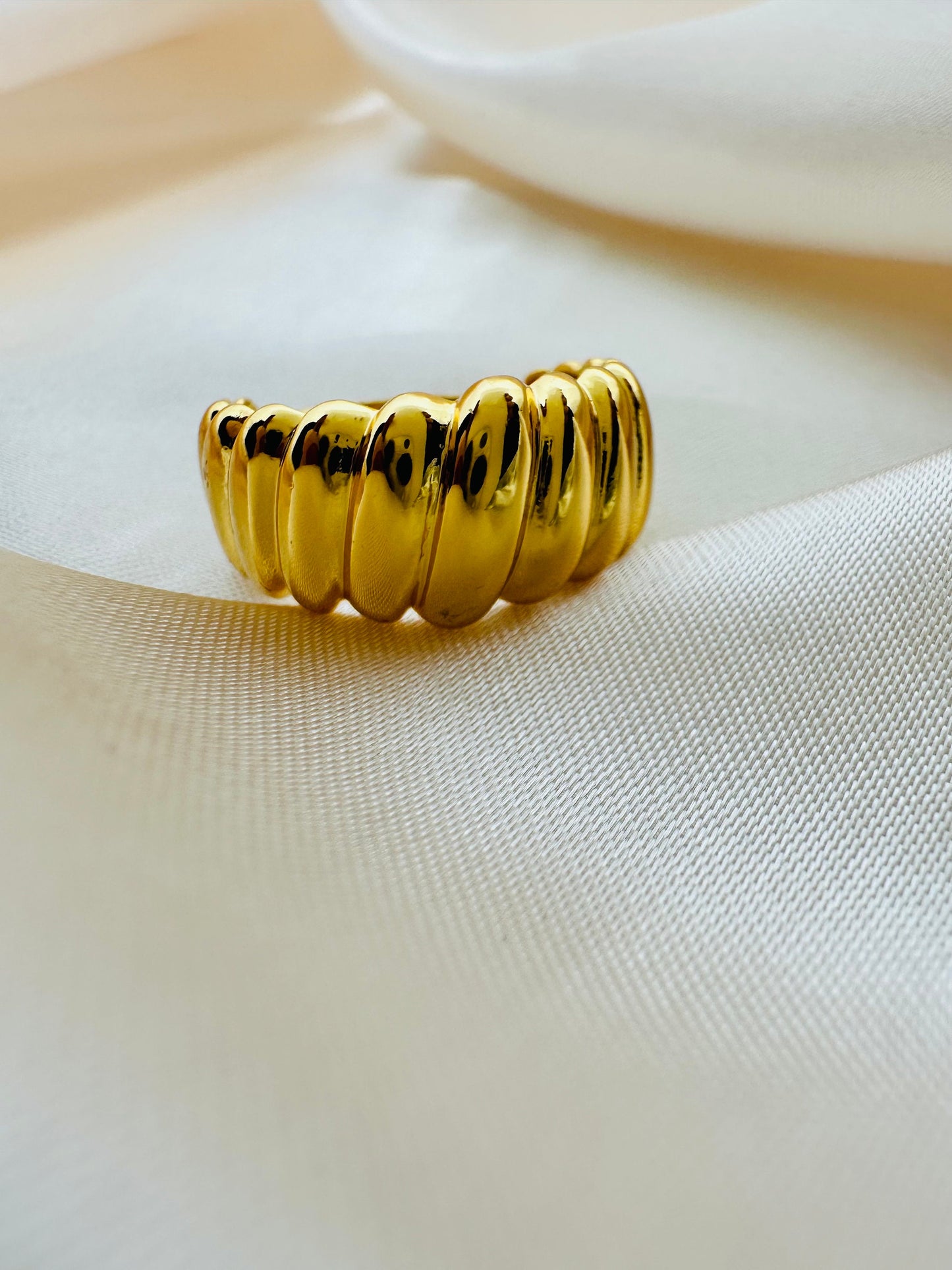 Gold Croissant Ring - Adjustable Twisted Band