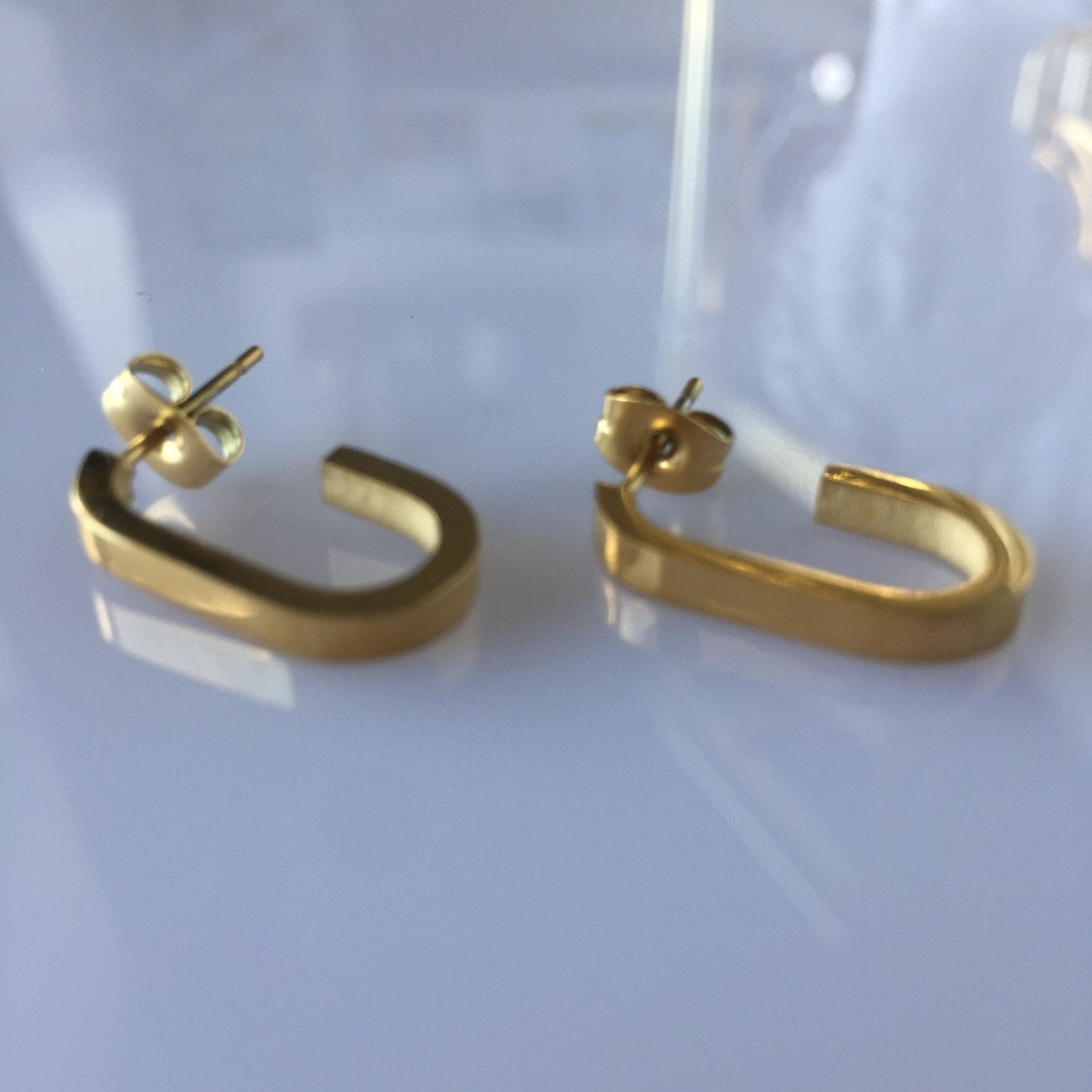 Gold Oval Hoop Earrings: Stainless Steel, Tarnish-Free