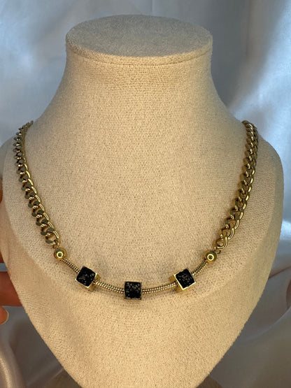 Gold Figaro Chain Necklace: Hypoallergenic Gift for Mom