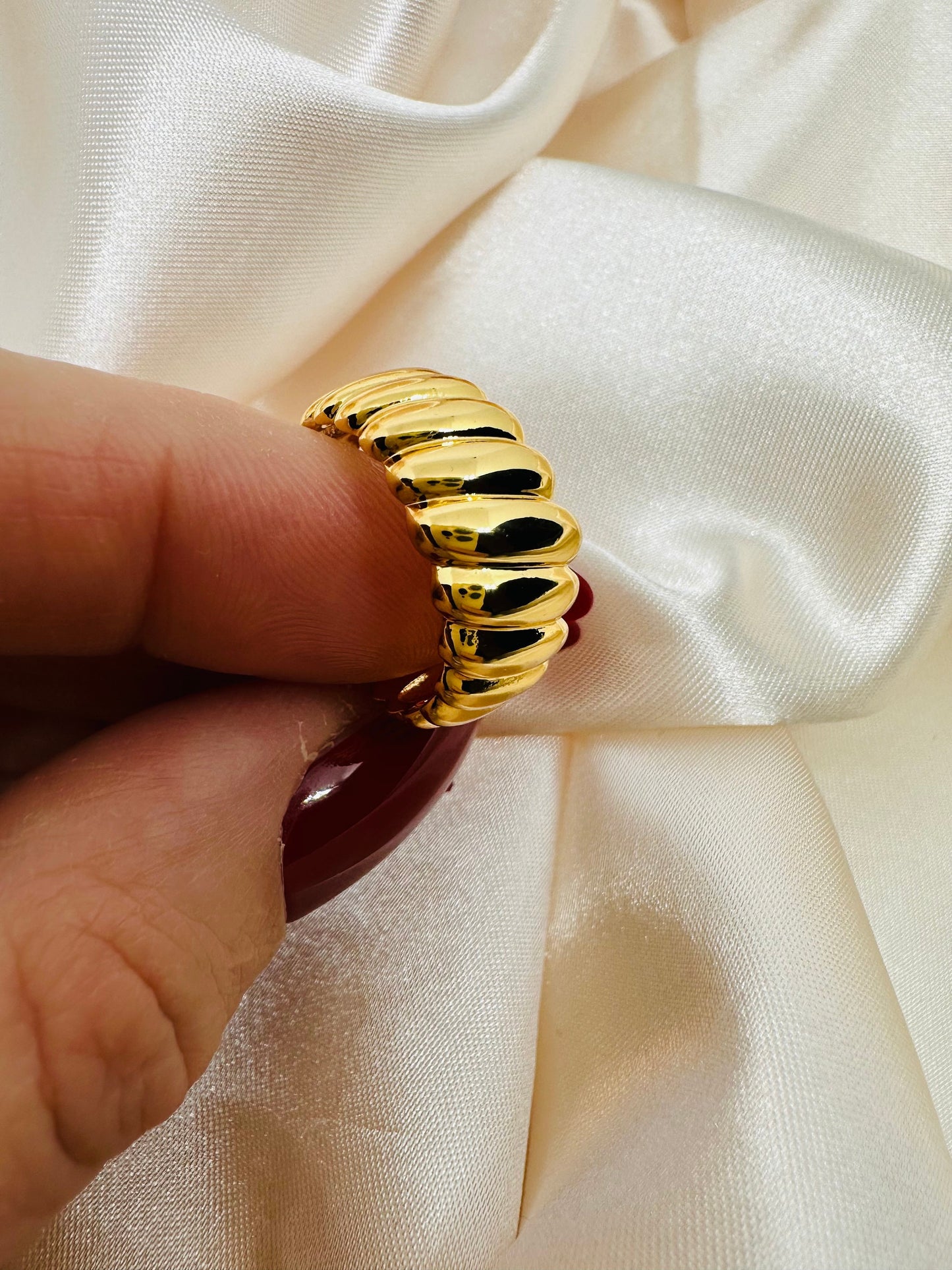 Gold Croissant Ring - Adjustable Twisted Band
