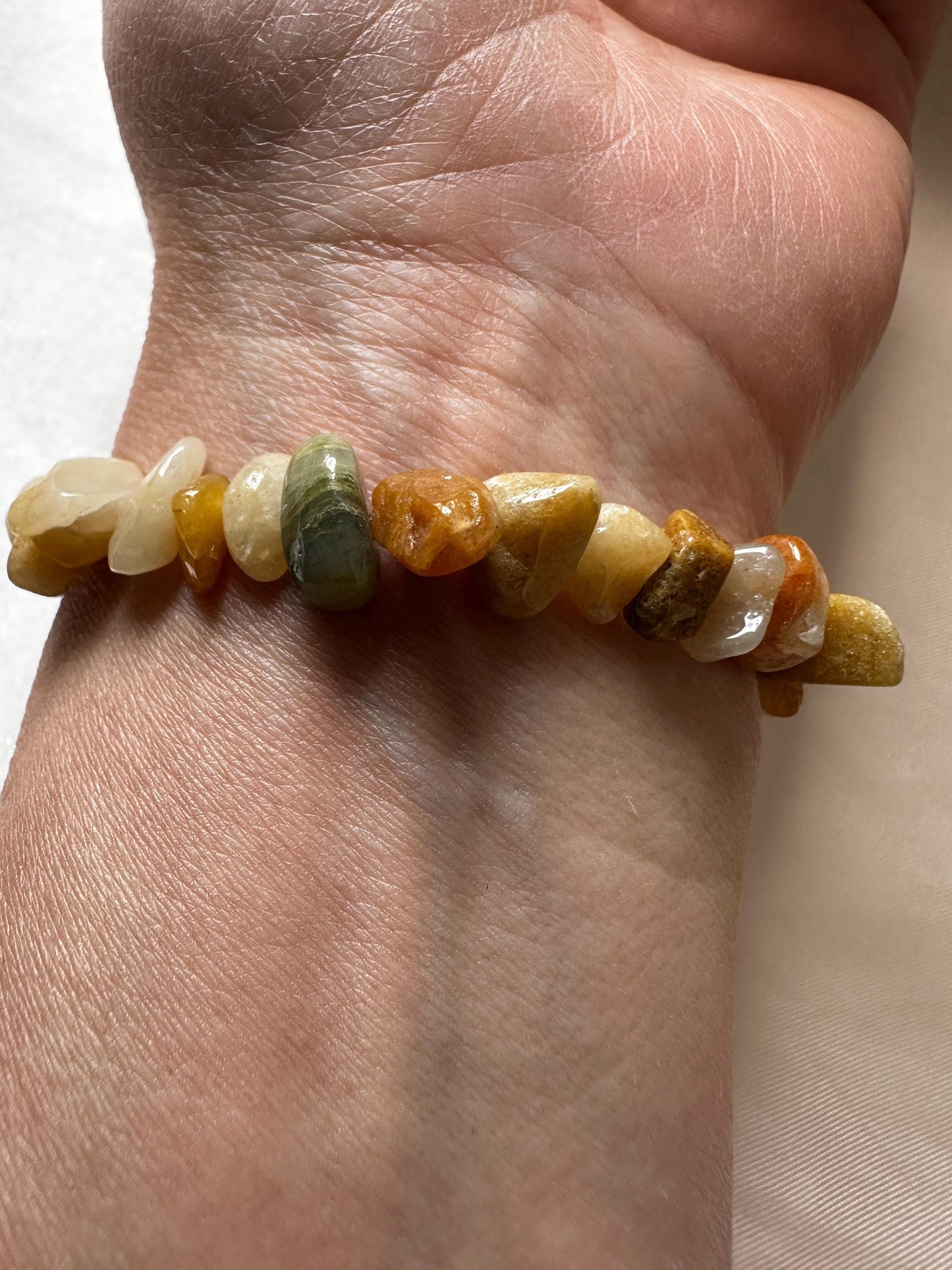 Natural Free Form Hematite and Yellow Aventurine Bracelet – Delicate Handmade Jewelry for Women