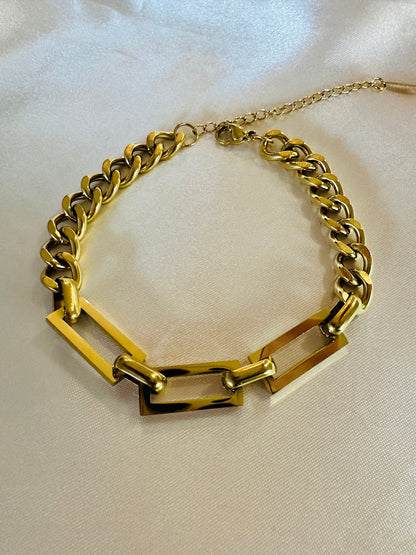 Gold Chain Bracelet: Hypoallergenic Stainless Steel