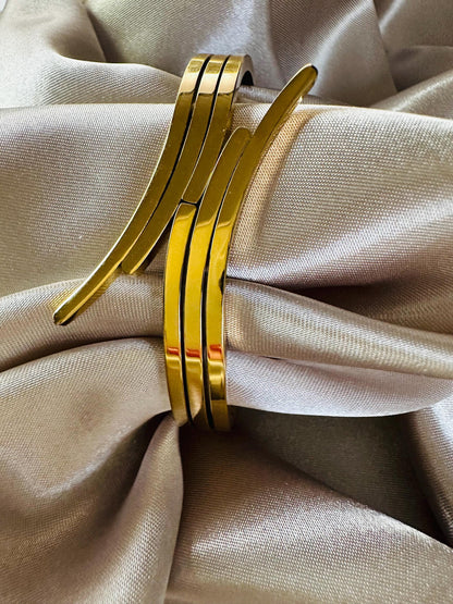 Gold Bangle: Modern Stainless Steel Bracelet