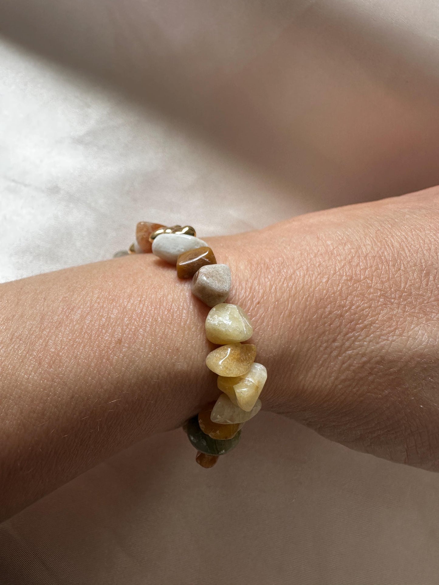 Natural Free Form Hematite and Yellow Aventurine Bracelet – Delicate Handmade Jewelry for Women