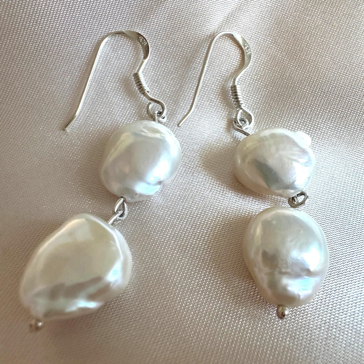 Chic White Pearl Dangle Earrings – Handcrafted Jewelry
