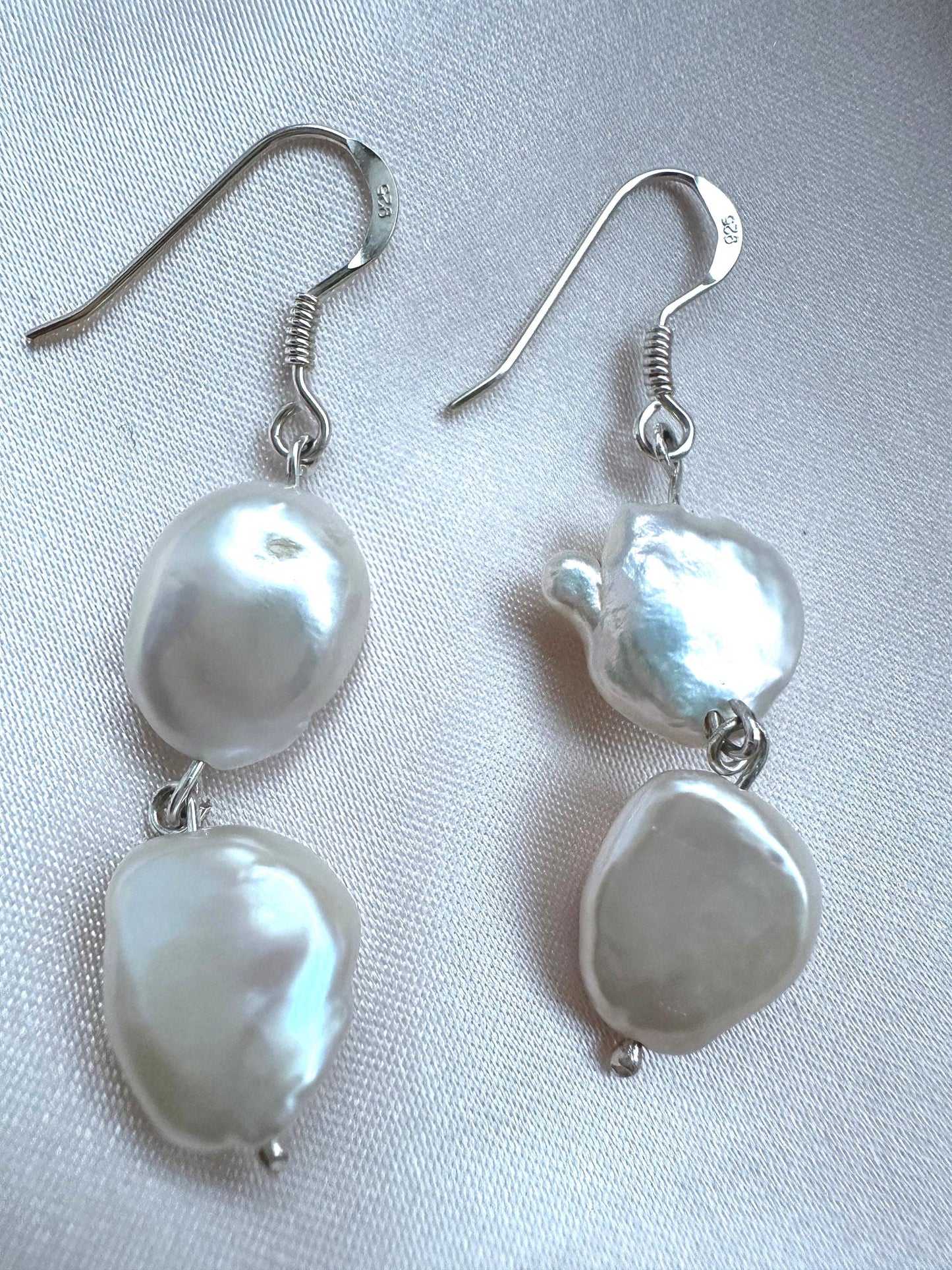 Chic White Pearl Dangle Earrings – Handcrafted Jewelry