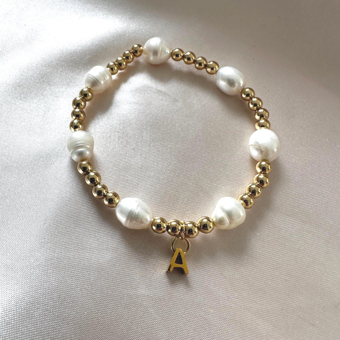 Handmade Hematite and Pearl Bracelet: Delicate Upcycled Jewelry