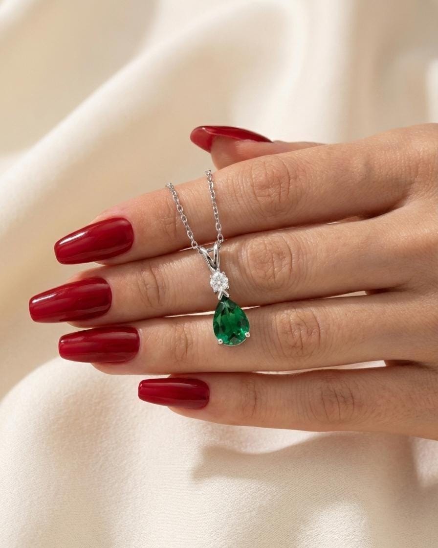Emerald Minimalist Necklace - May Birthstone Pendant - Dainty Jewelry -925 Sterling Silver