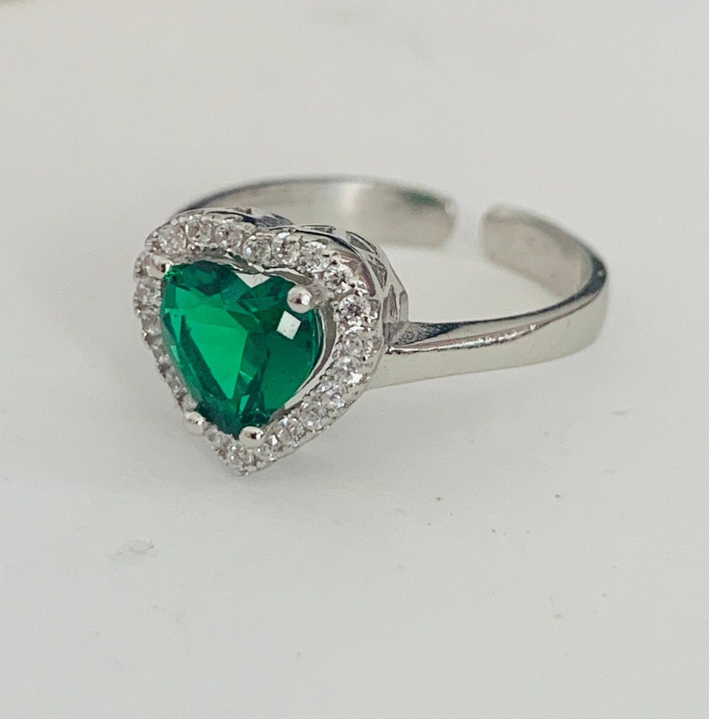 Vintage Heart Emerald Ring – Sterling Silver Diamond Engagement