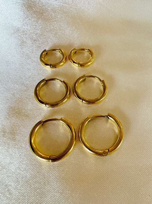 Minimalist Gold Hoop Earrings: 18K Plated Steel, Hypoallergenic