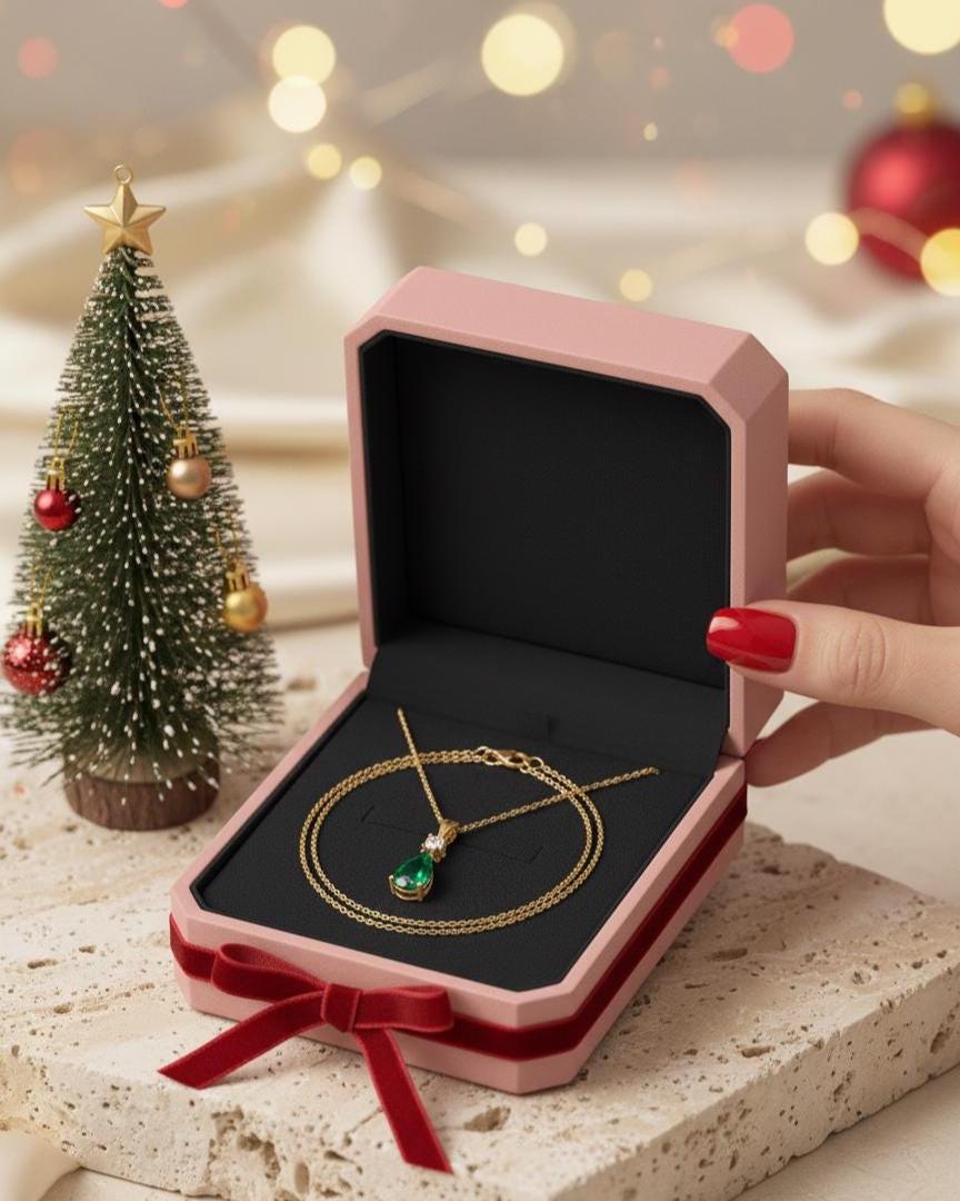Emerald May Birthstone Necklace in Gold Vermeil - Minimalist Jewelry -