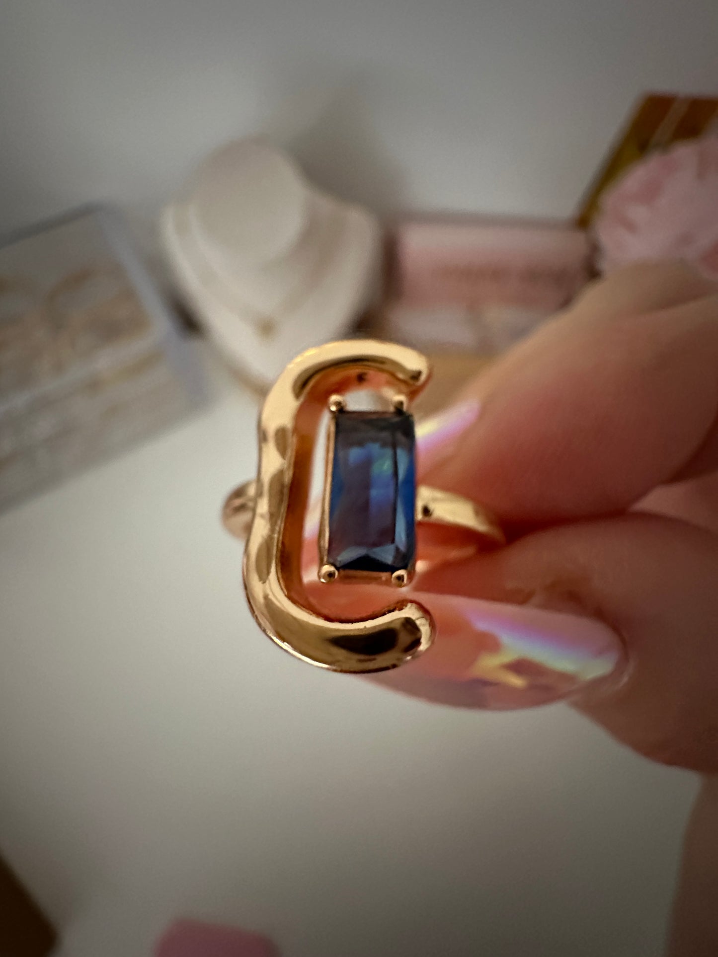 Sapphire Gold Ring