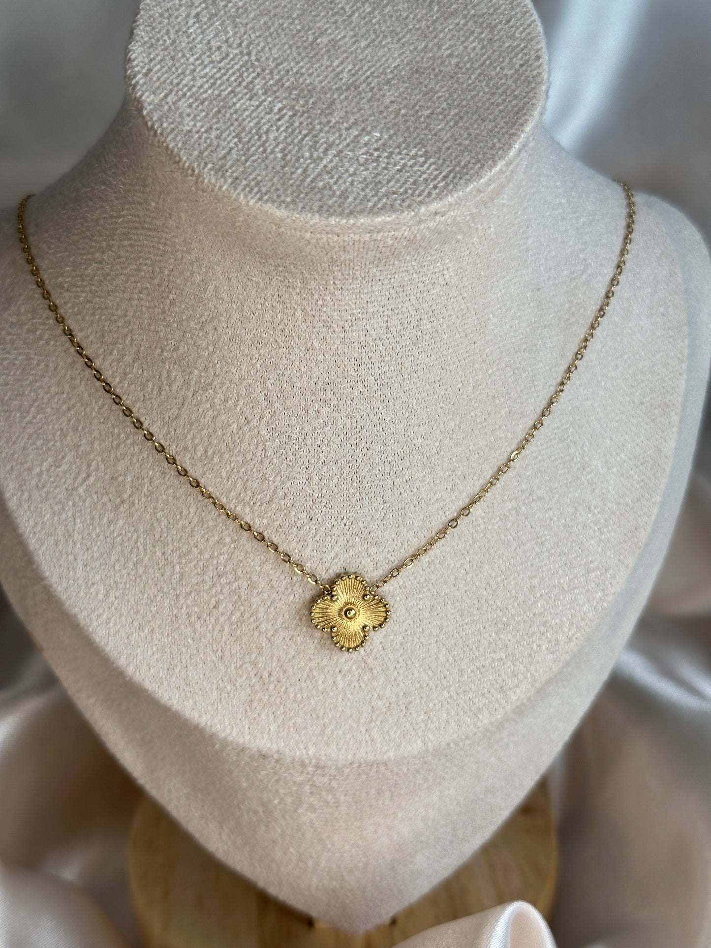 Florentina Four Leaf Clover Necklace Gold