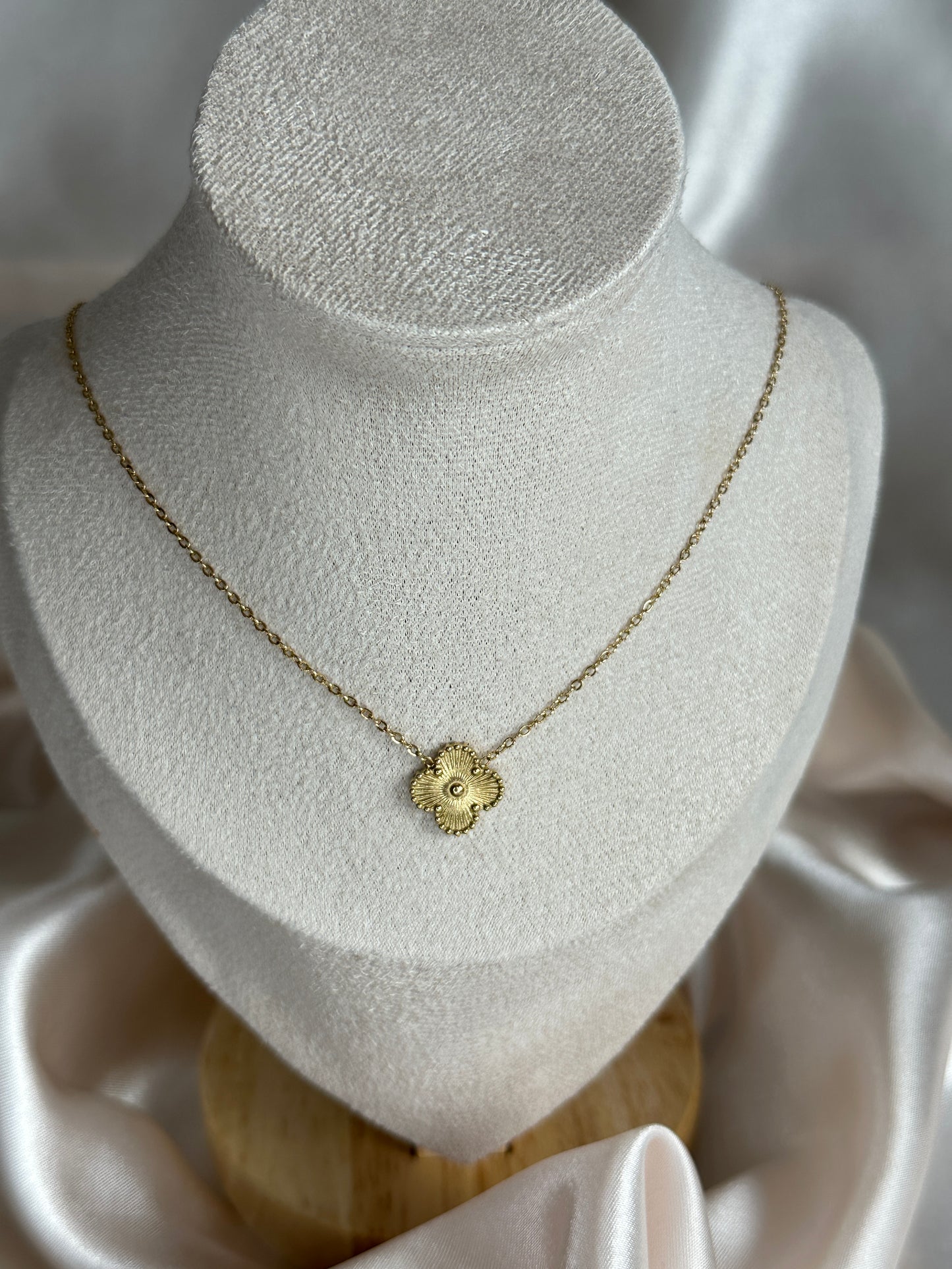 Florentina Four Leaf Clover Necklace Gold