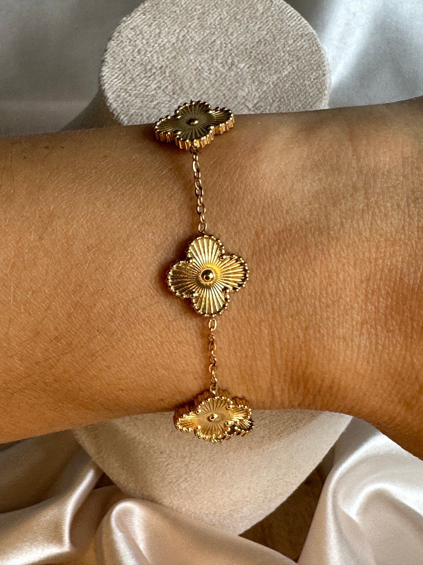 Florentina Four Leaf Clover Bracelet Gold