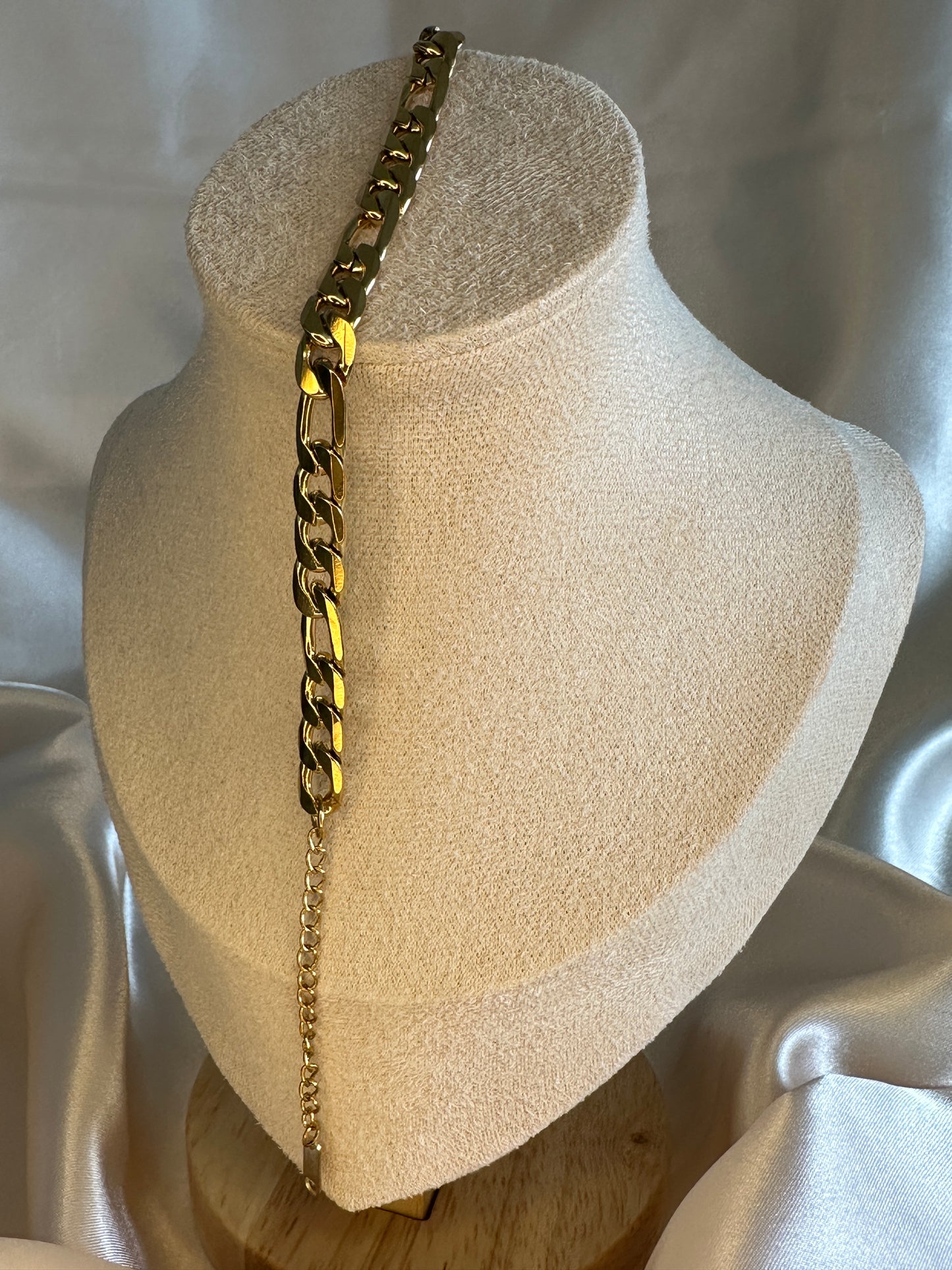 Figaro Gold Chain Bracelet