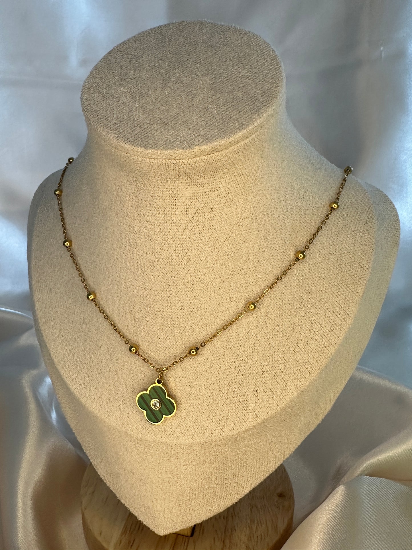 Lipa Four Leaf Clover Necklace Emerald