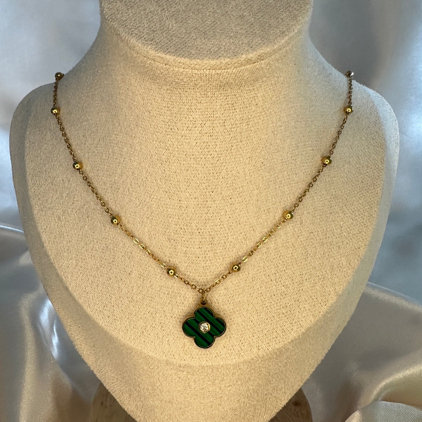 Lipa Four Leaf Clover Necklace Emerald