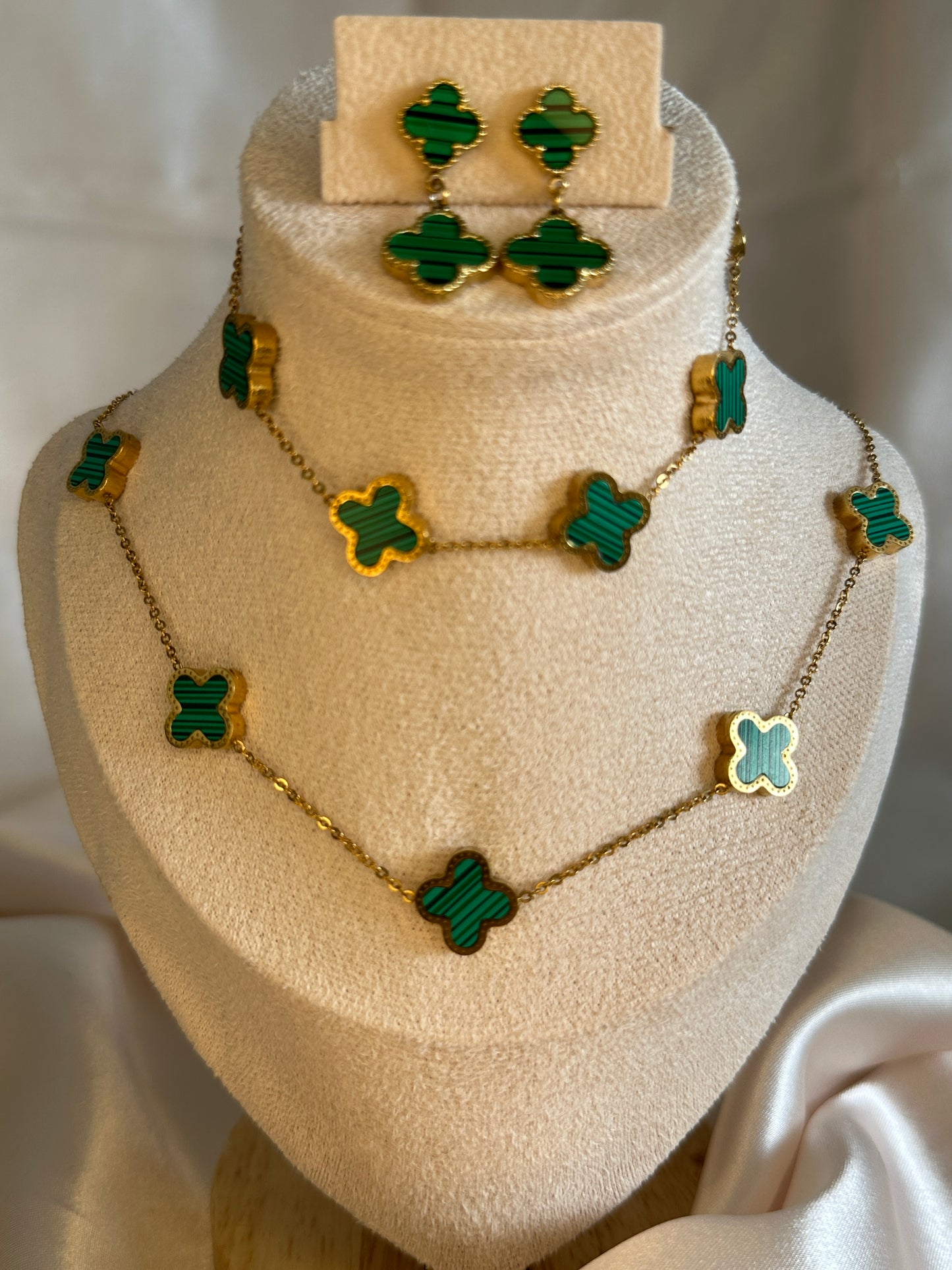 Basilia Four Leaf Clover Necklace Set Emerald