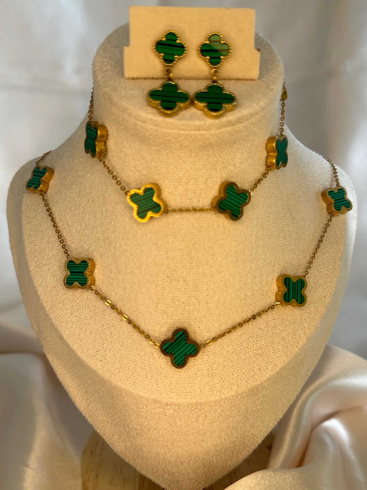 Basilia Four Leaf Clover Necklace Set Emerald