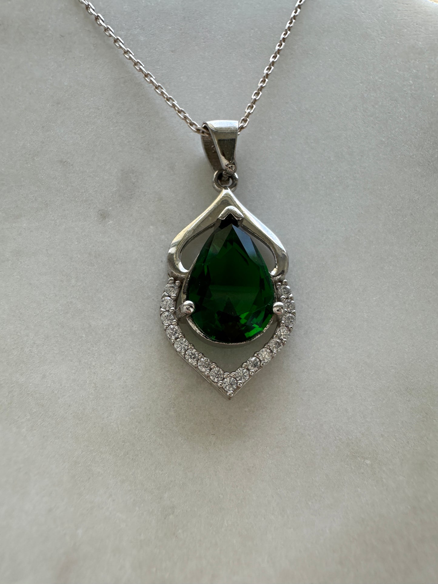 Levina Emerald Teardrop Necklace