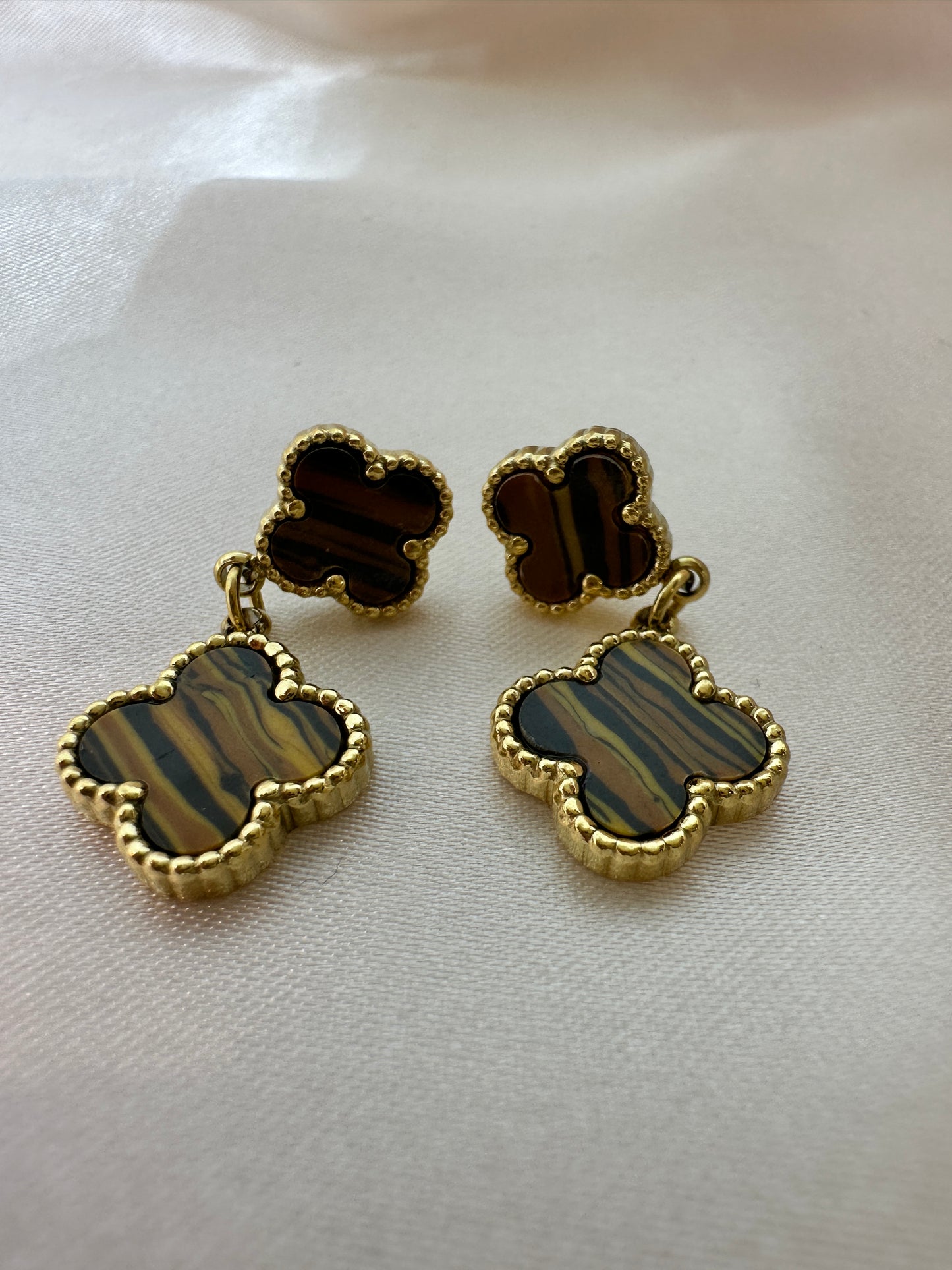 Four Leaf Clover Earrings Brown