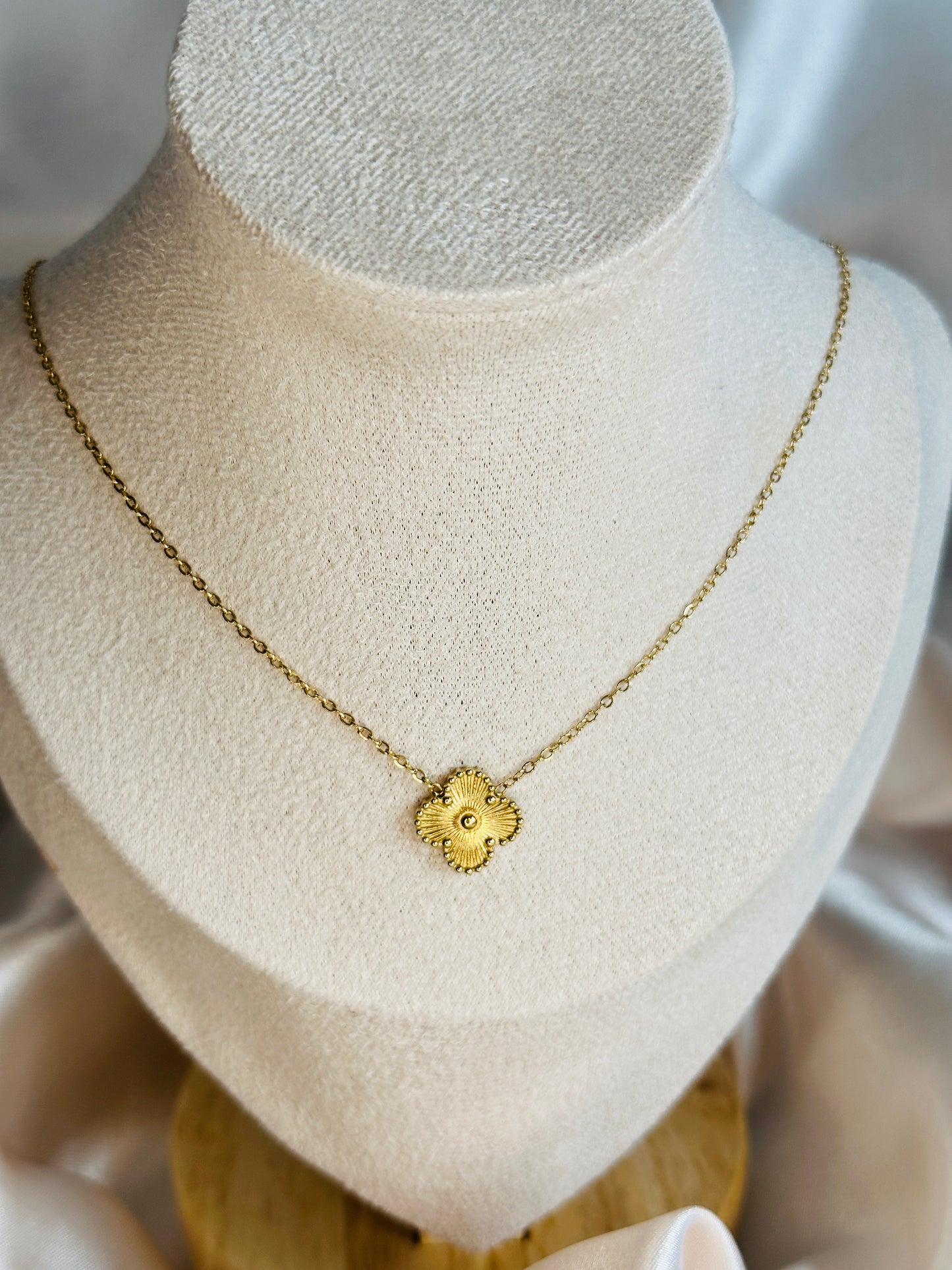 Florentina Four Leaf Clover Necklace Gold