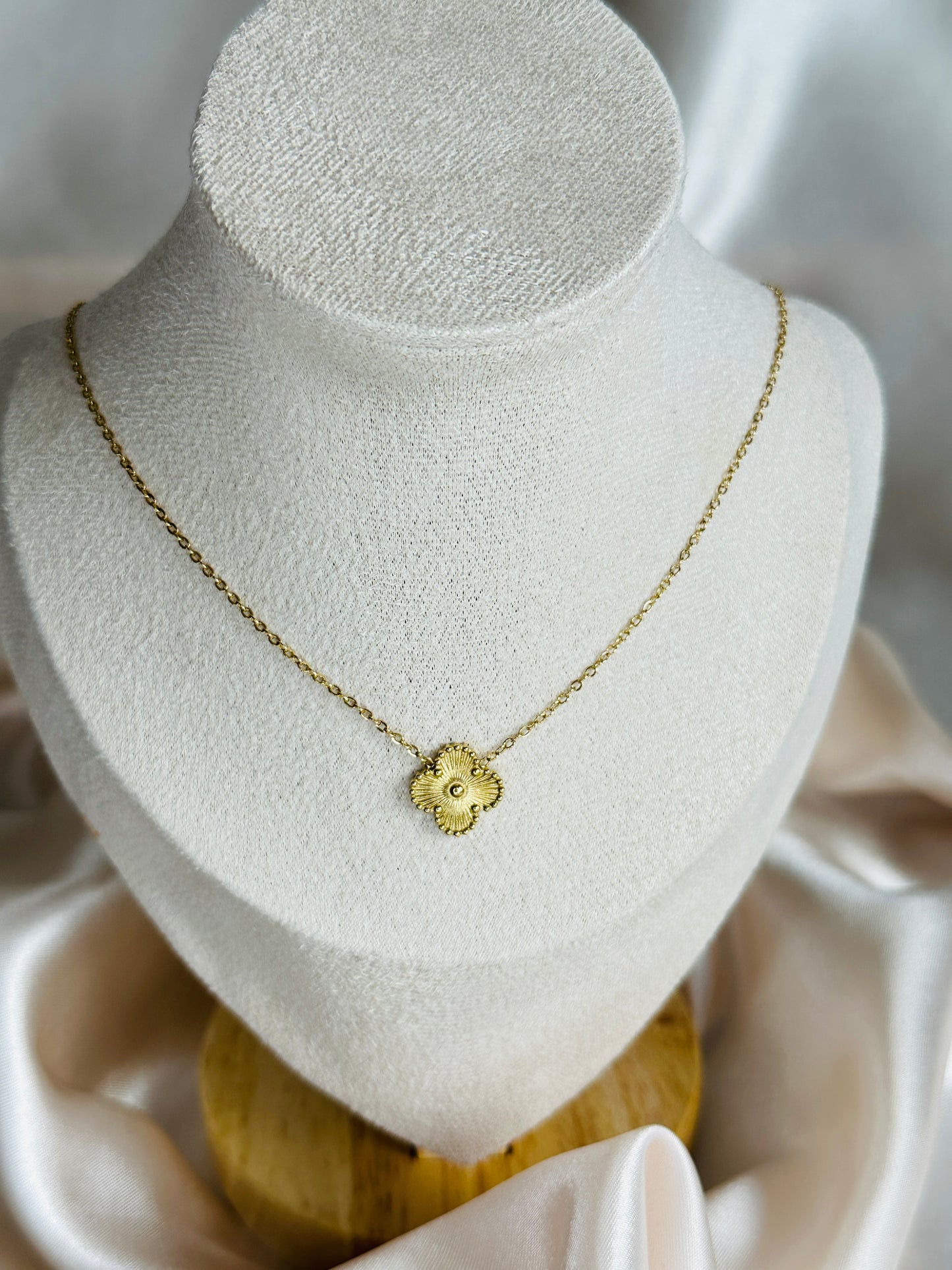 Florentina Four Leaf Clover Necklace Gold