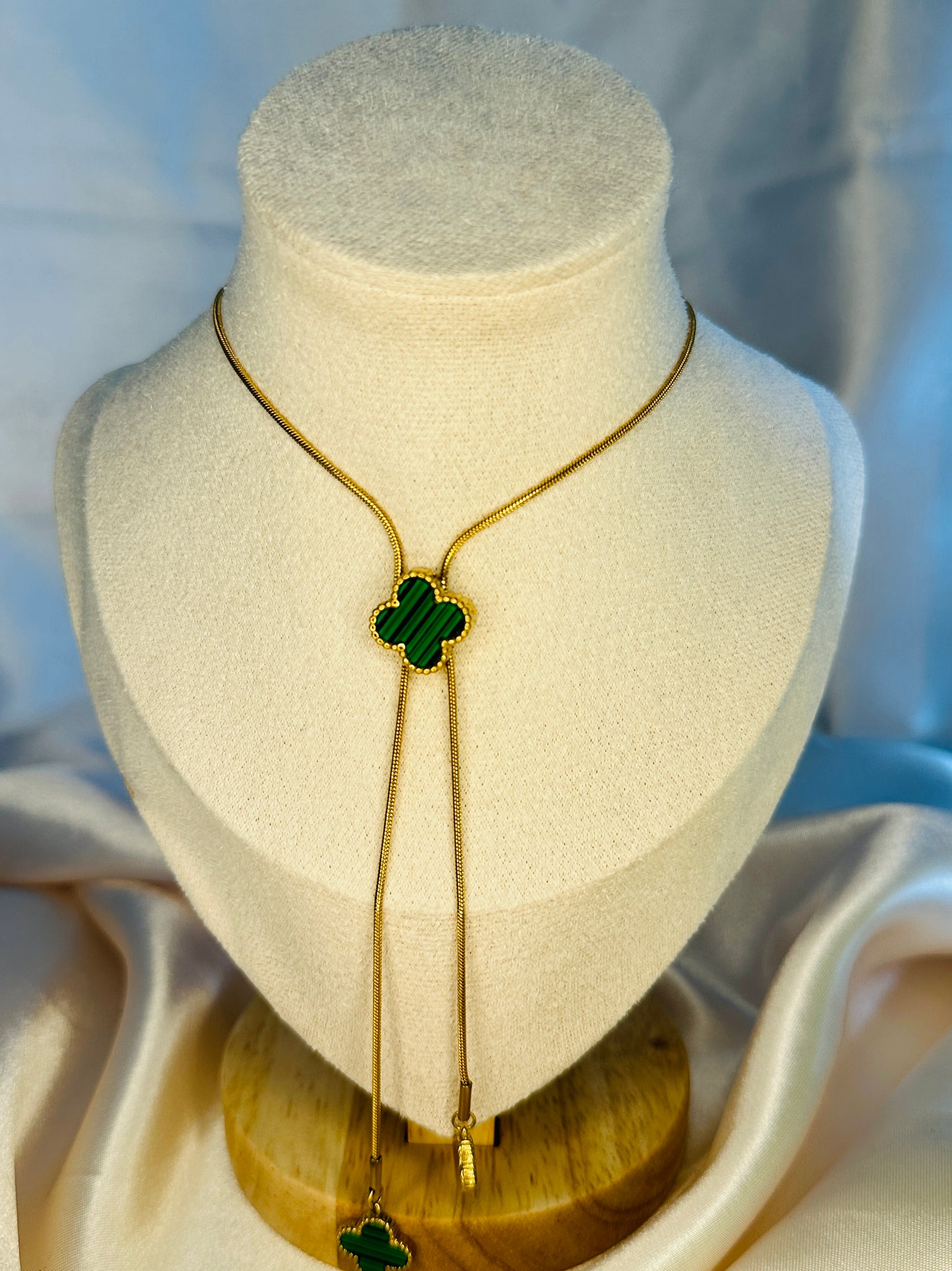 Parisa Four Leaf Clover Necklace Emerald