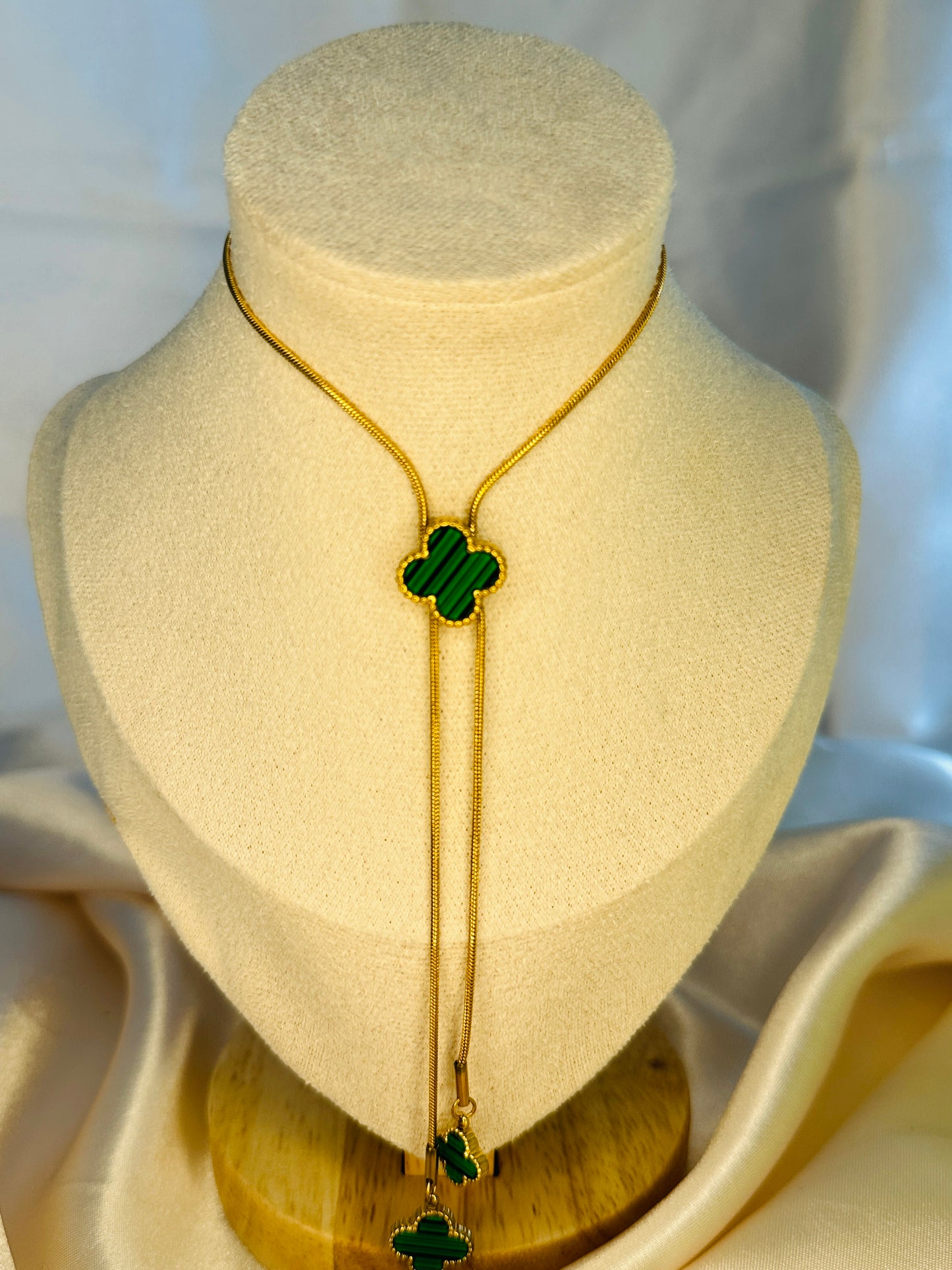 Parisa Four Leaf Clover Necklace Emerald