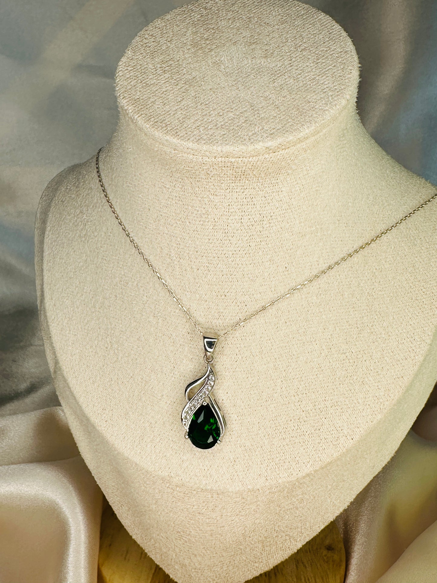 Emma Emerald Teardrop Necklace