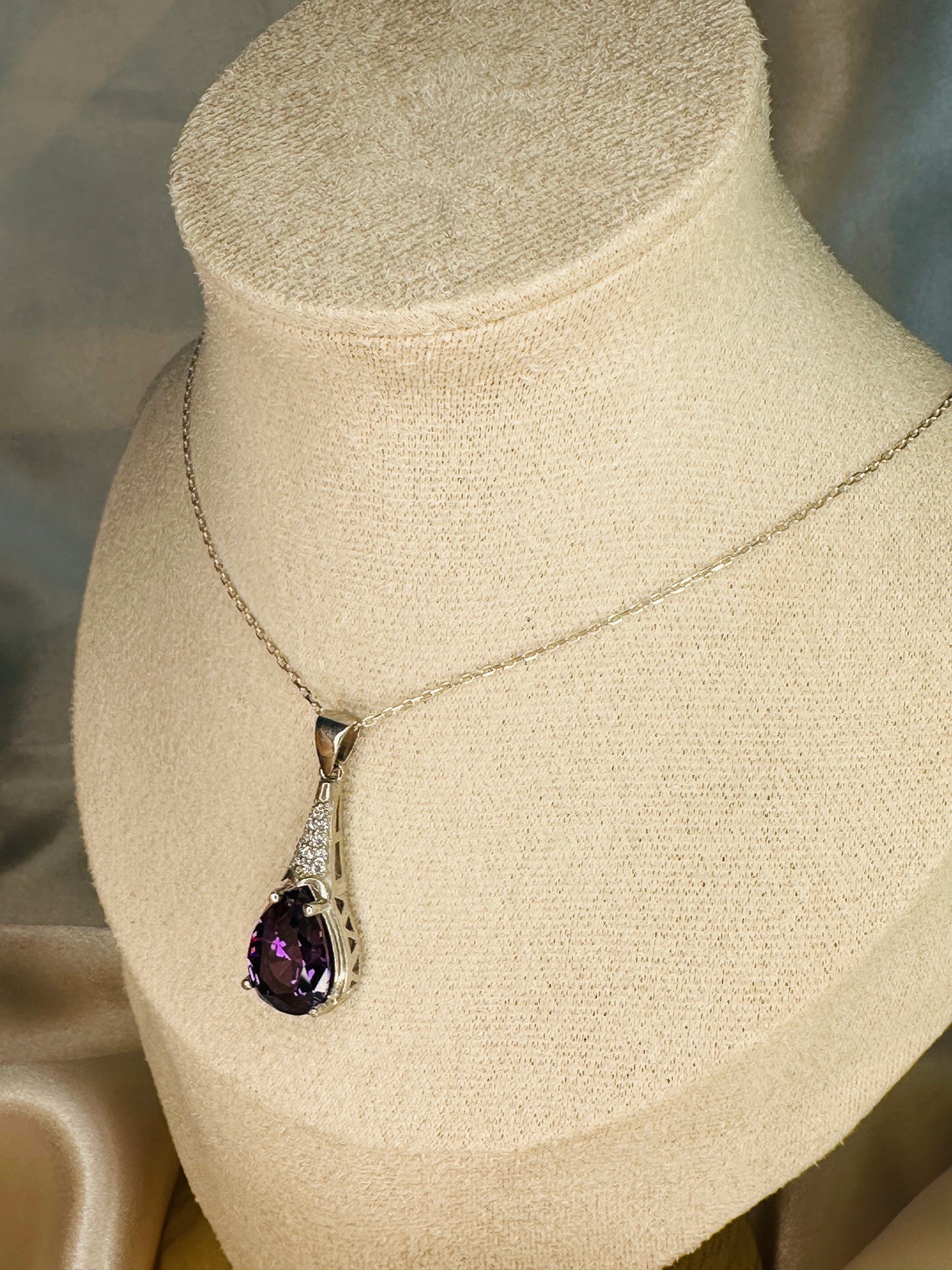 Quinn Amethyst Teardrop Necklace