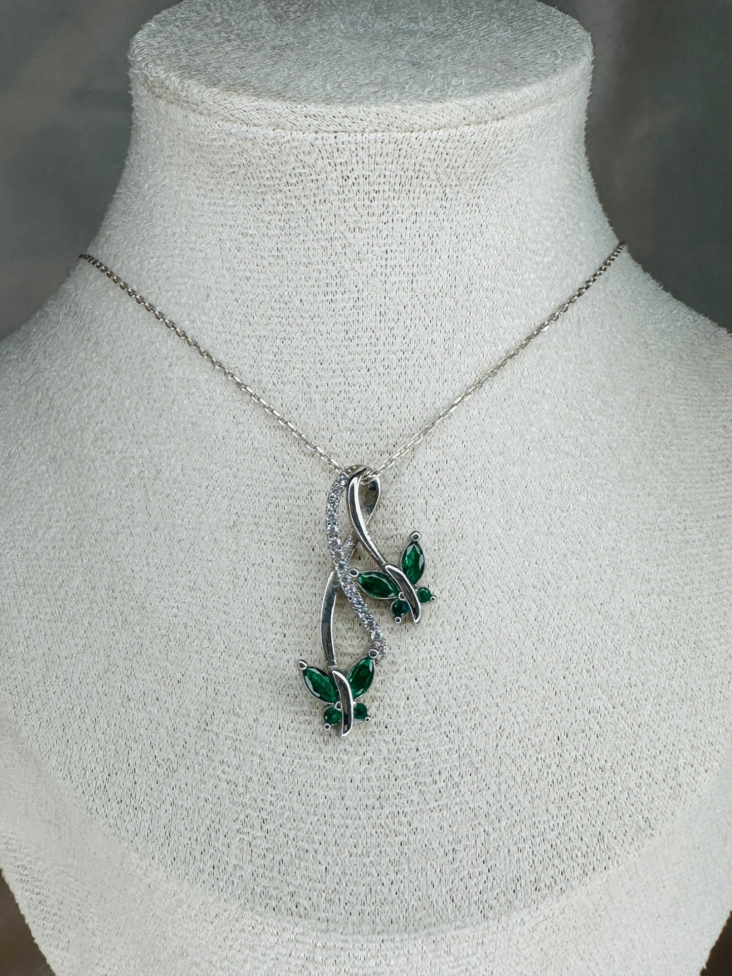 Infinity&Butterfly Emerald Necklace