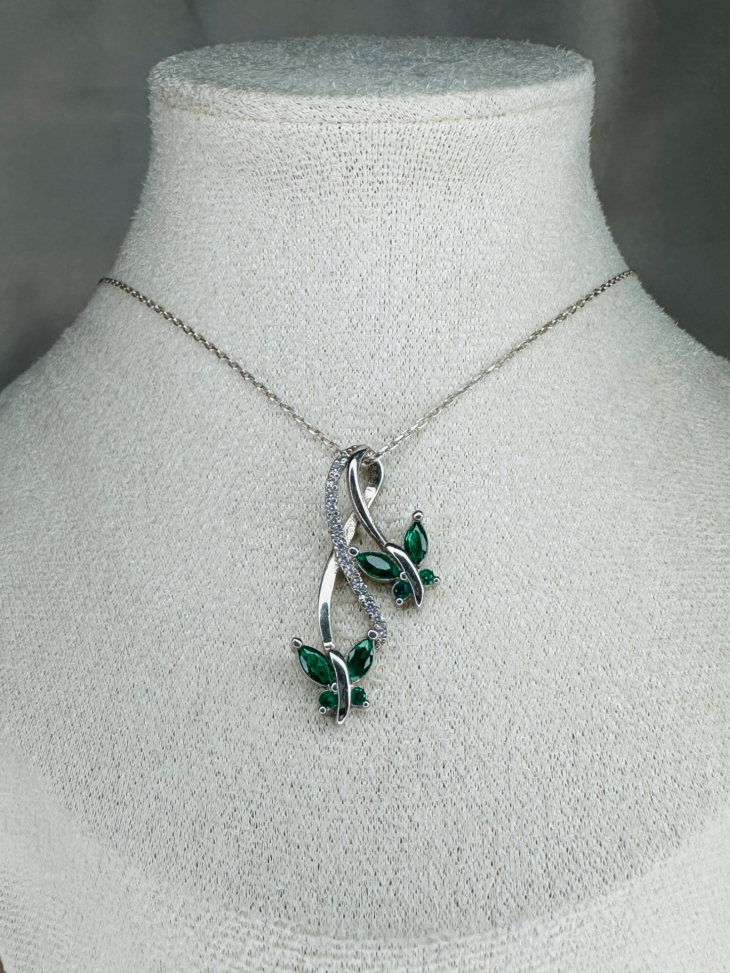 Infinity&Butterfly Emerald Necklace