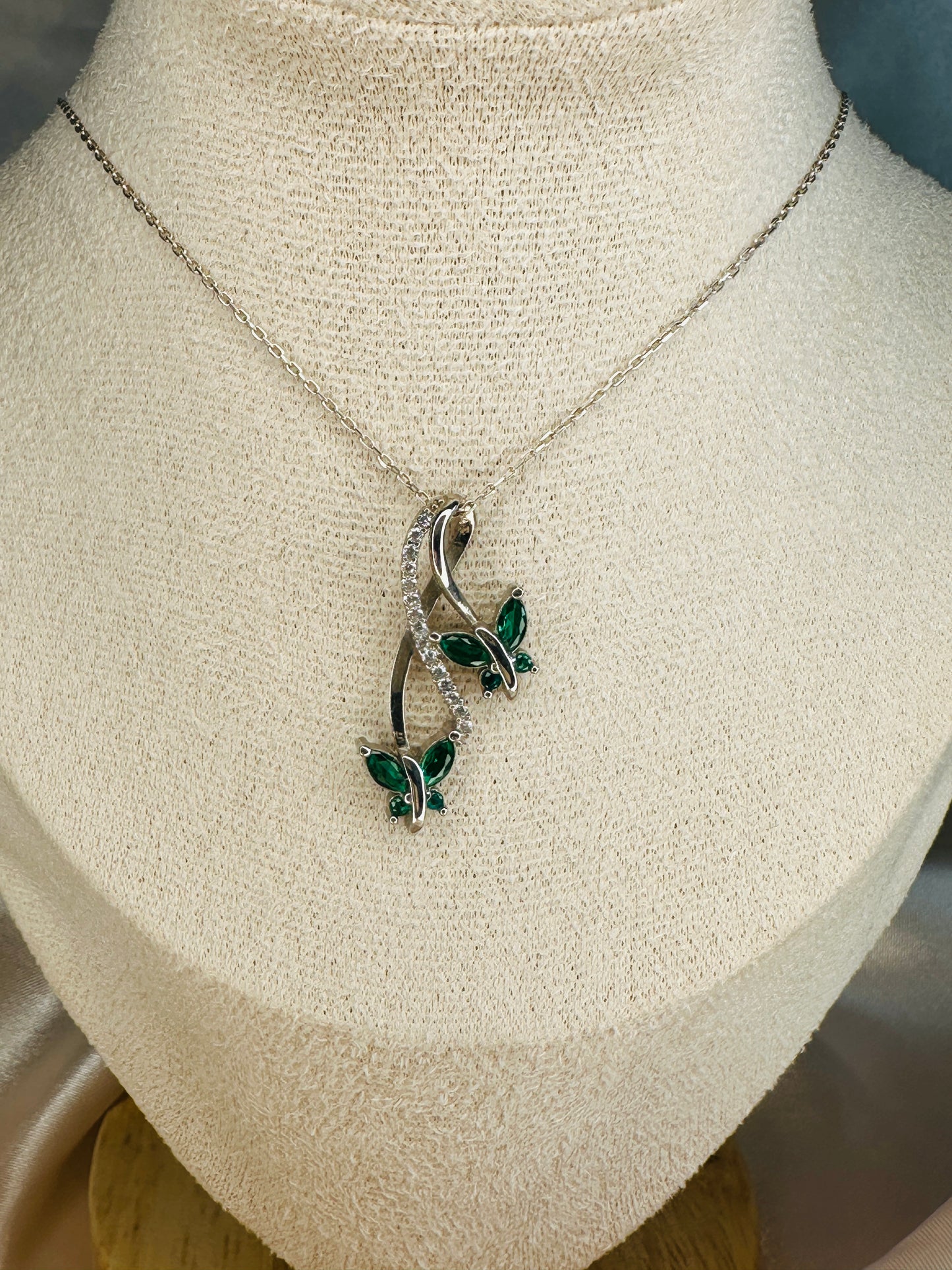 Infinity&Butterfly Emerald Necklace