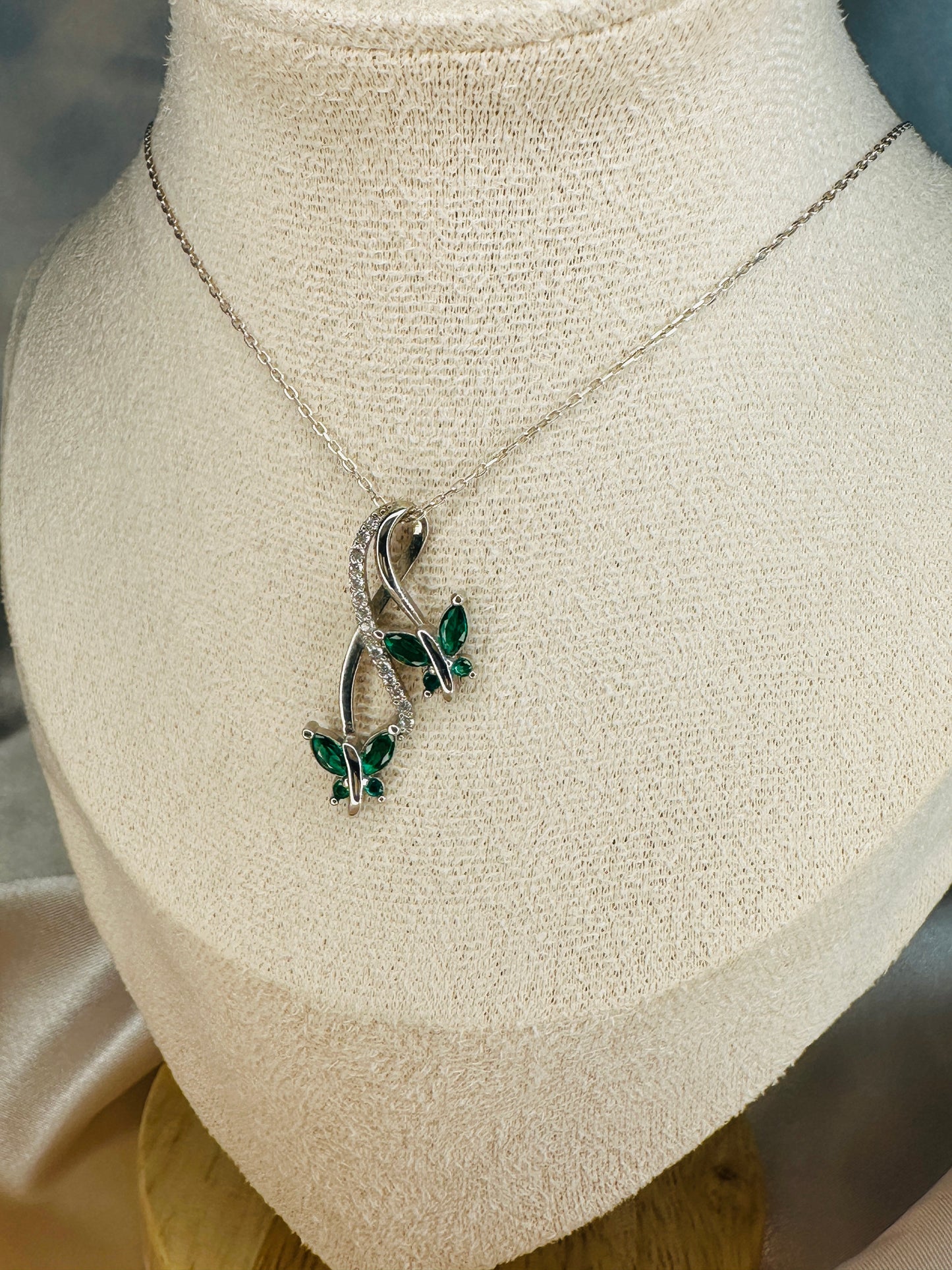 Infinity&Butterfly Emerald Necklace